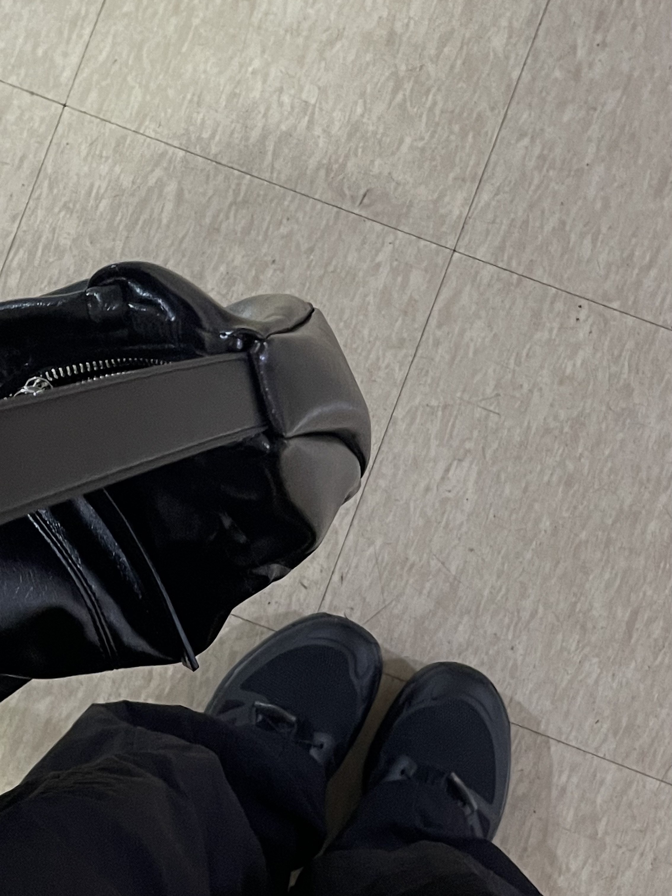 Salomon XT-Wings 2 ADV Black 착용 스타일