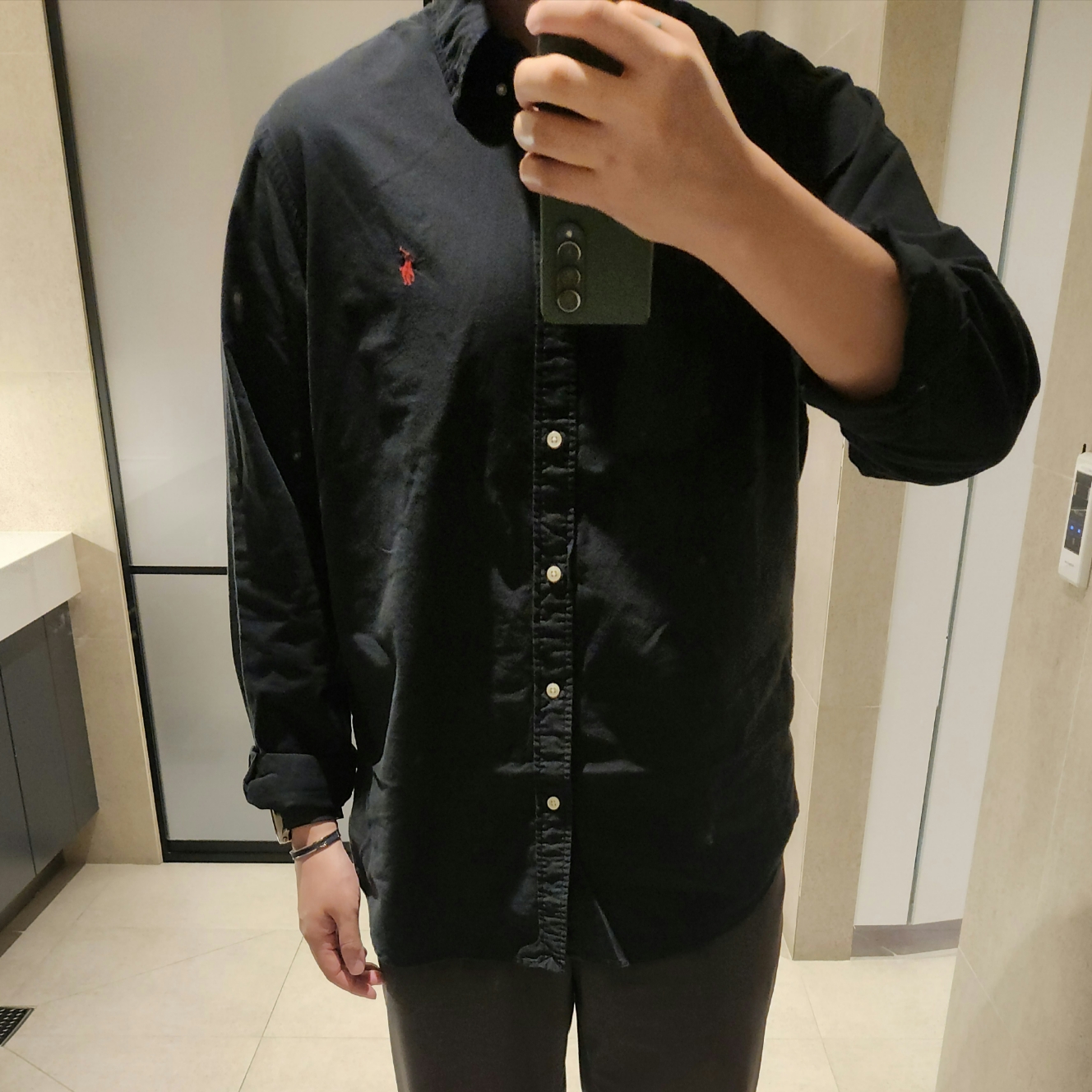 Polo Ralph Lauren Classic Fit Garment Dyed Oxford Shirt Polo Black 착용 스타일
