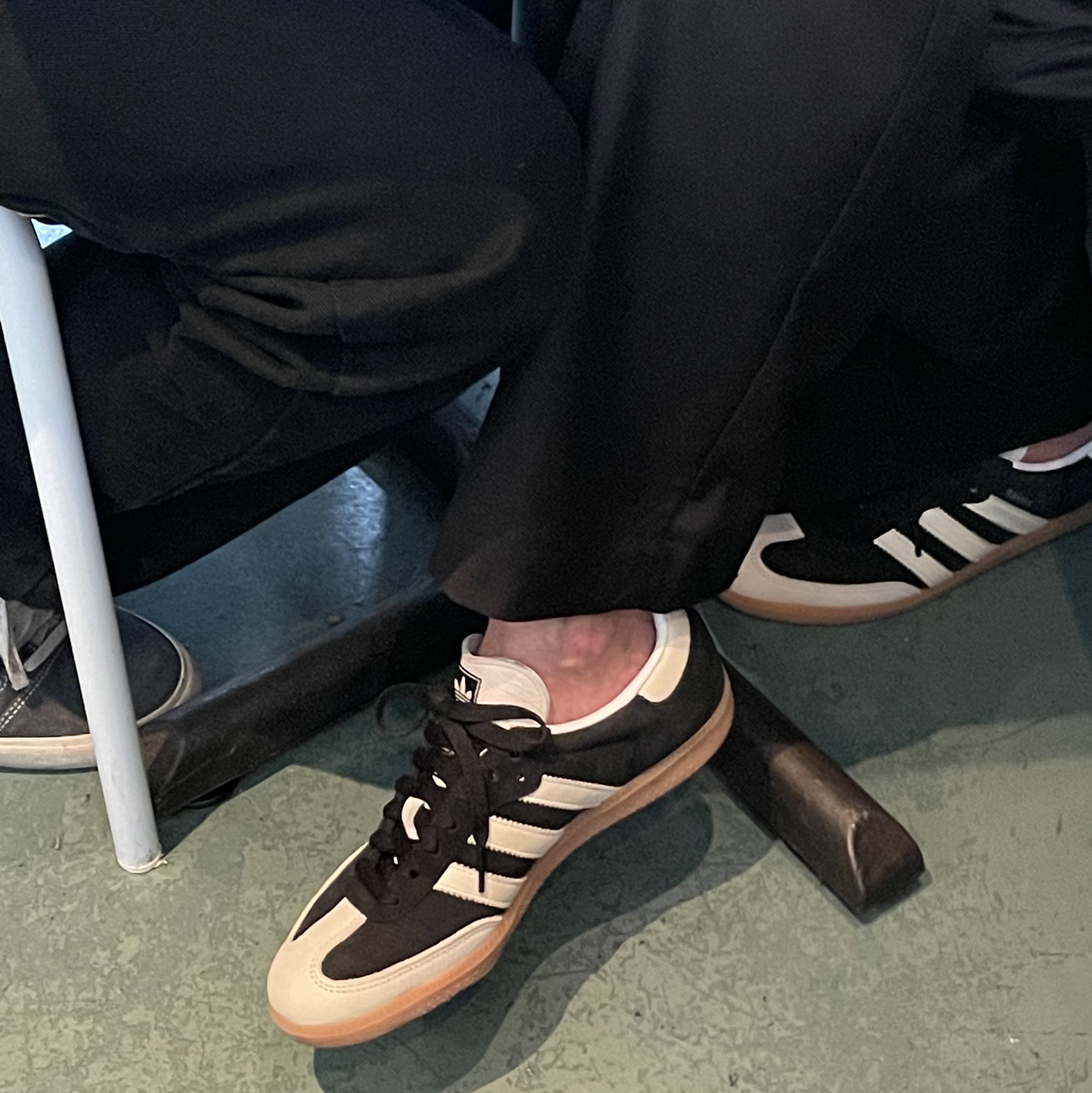 (W) Adidas Samba OG Core Black Wonder White 착용 스타일