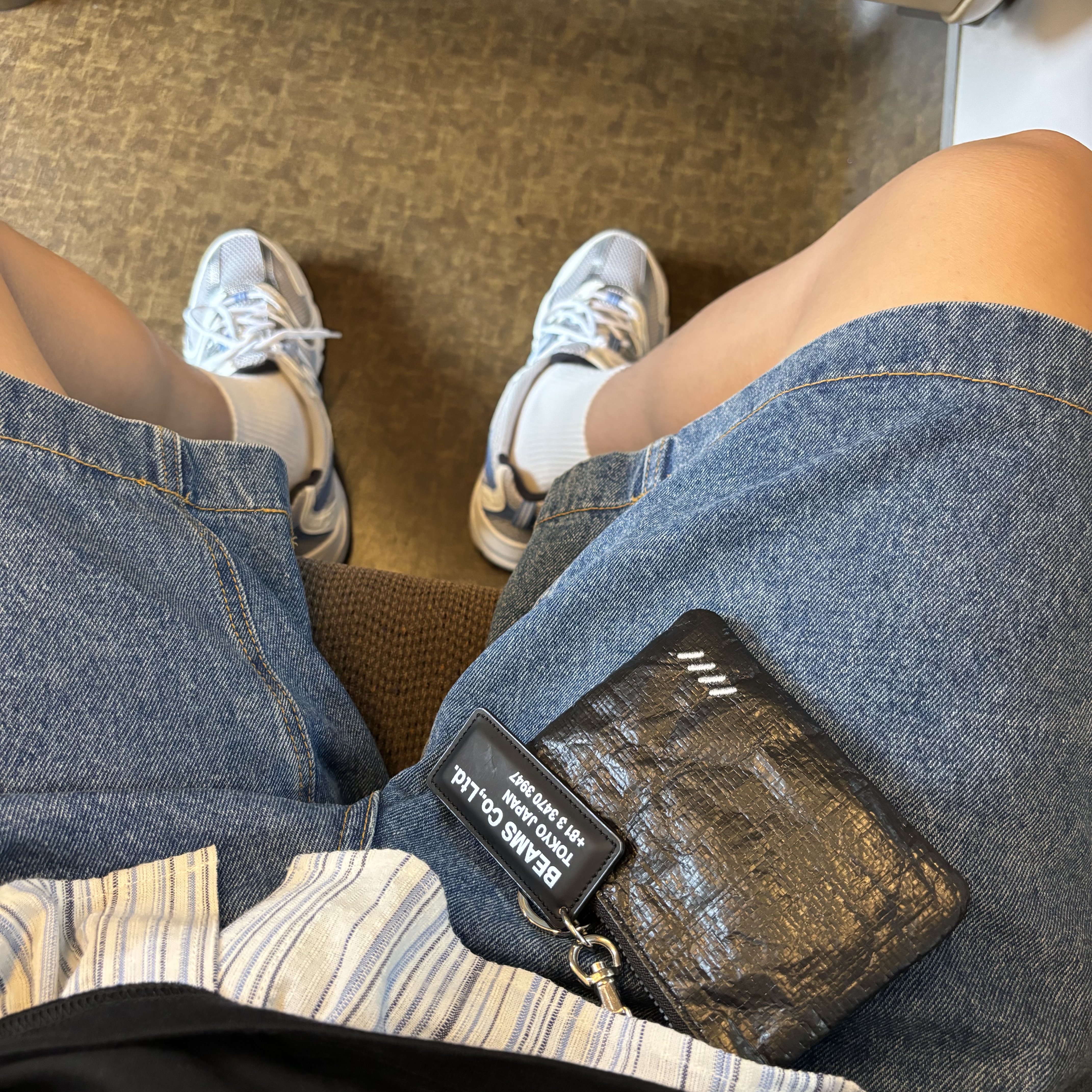 New Balance 530 Steel Blue 착용 스타일 - 1