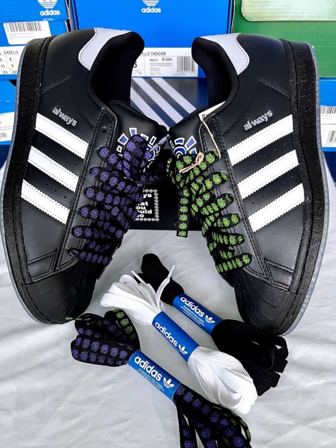 Adidas x Always Do What You Should Do Superstar ADV Core Black Cloud White 착용 스타일