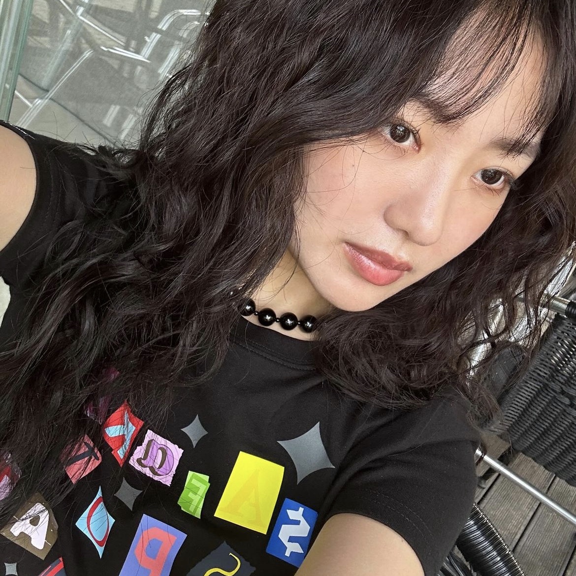 Safarispot 1/2 Stickerpack Tee Pink, [예약 배송] afarispot 1/2 Stickerpack Tee White 착용 스타일
