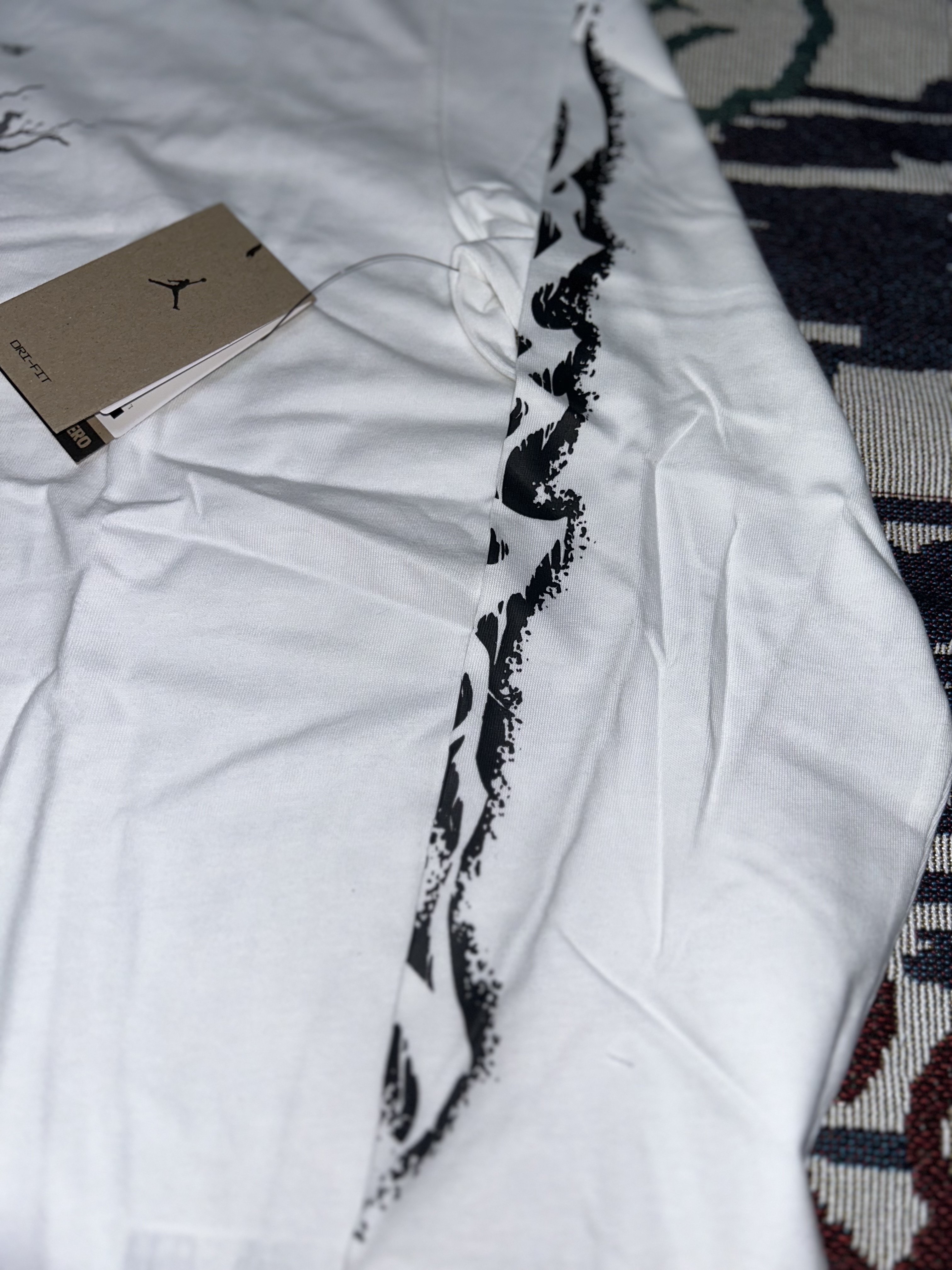 Jordan Dri-FIT Sport Graphic Long-Sleeve T-Shirt White - Asia 착용 스타일 - 3
