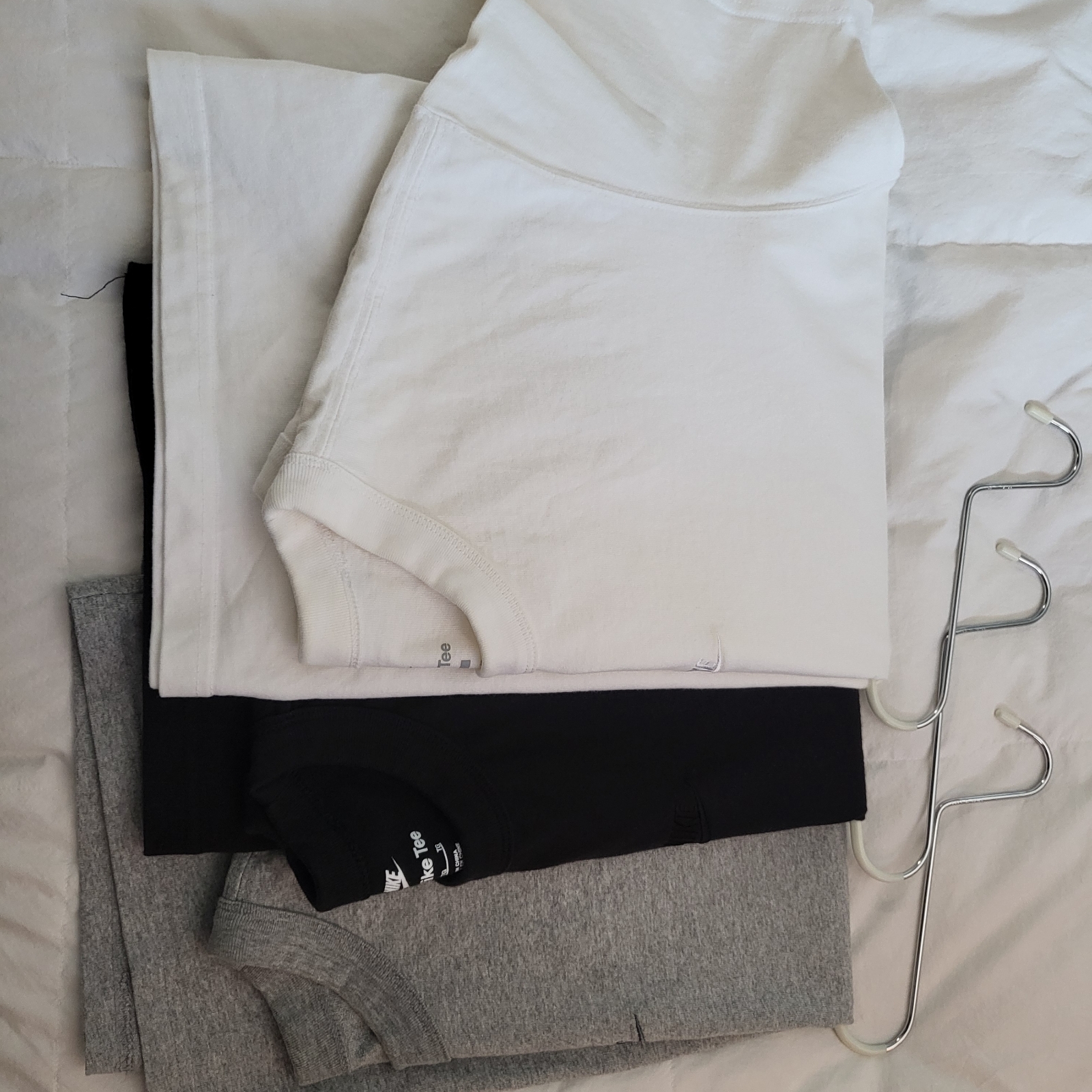 Nike NSW Premium Essential T-Shirt Dark Grey Heather - Asia 착용 스타일