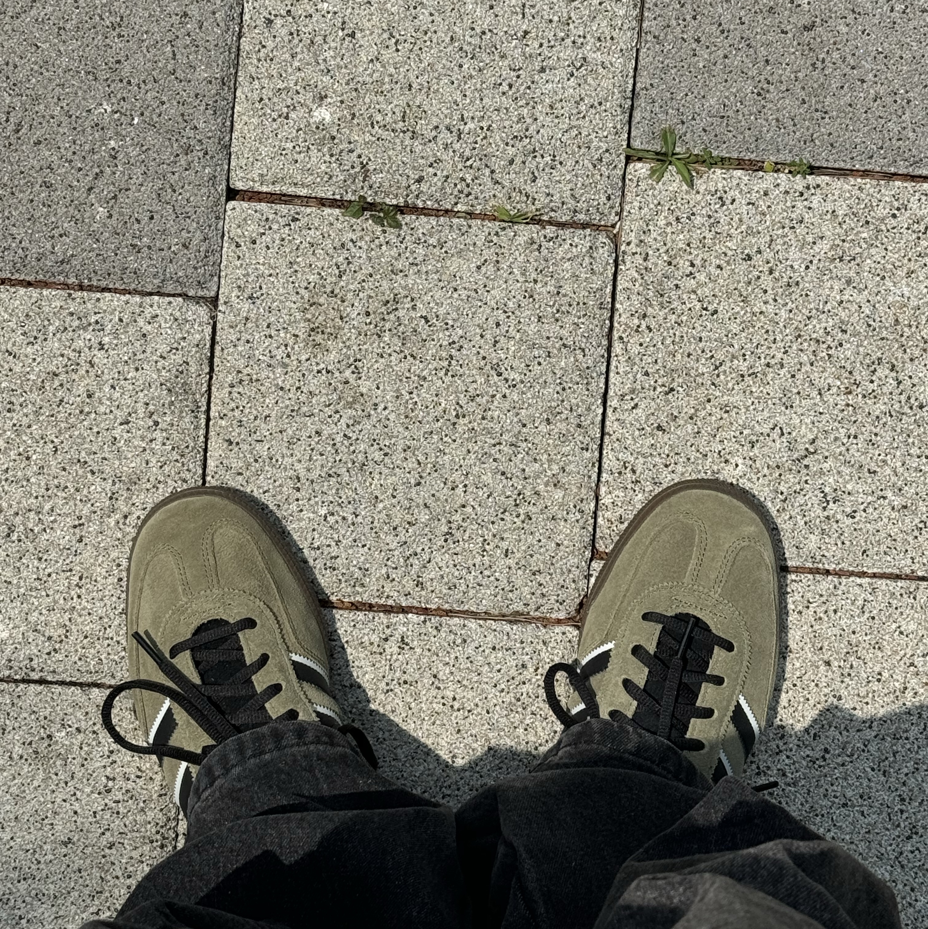 Adidas Spezial Handball Focus Olive Core Black 착용 스타일