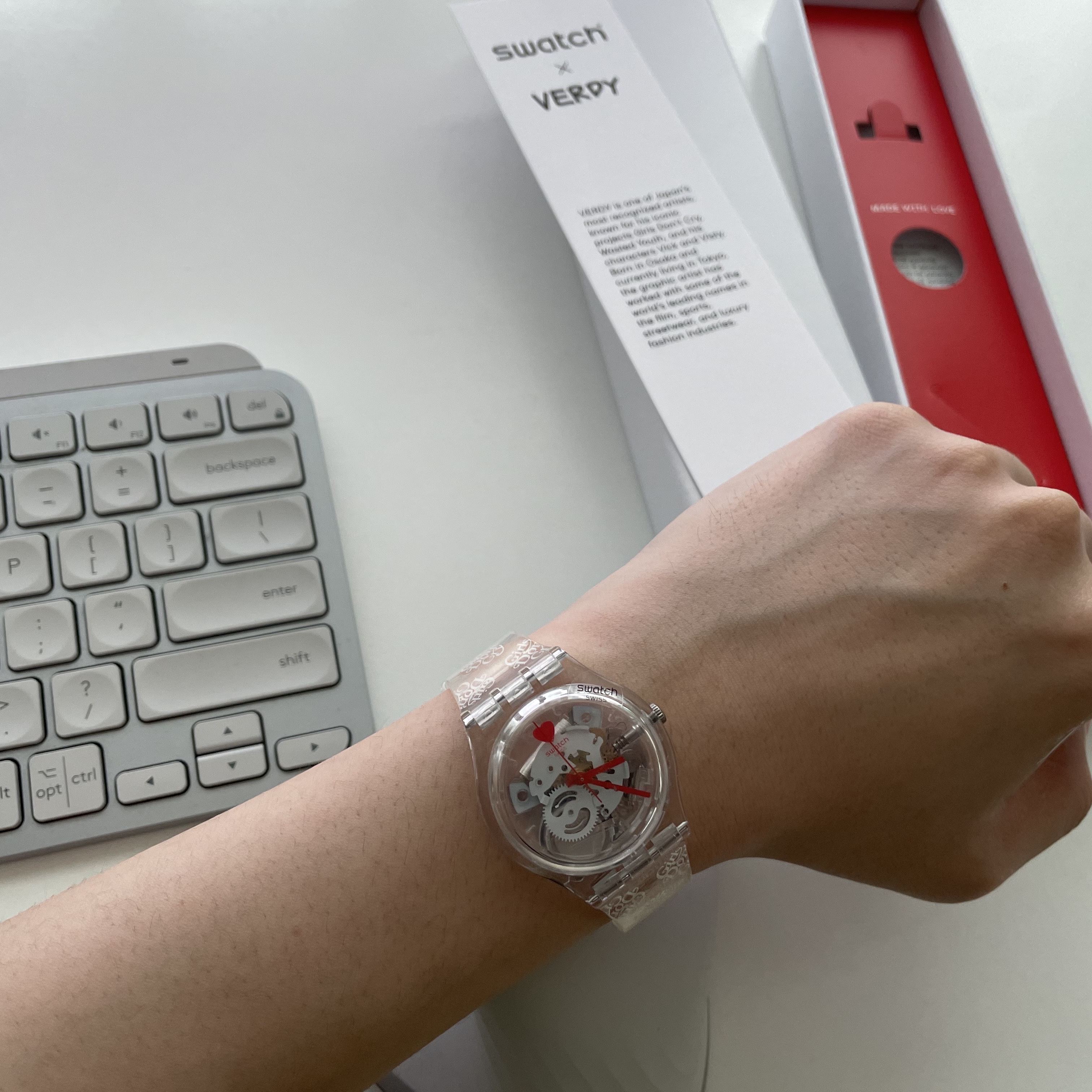 Swatch x Verdy Girls Dont Cry By Verdy Clear 착용 스타일 - 2