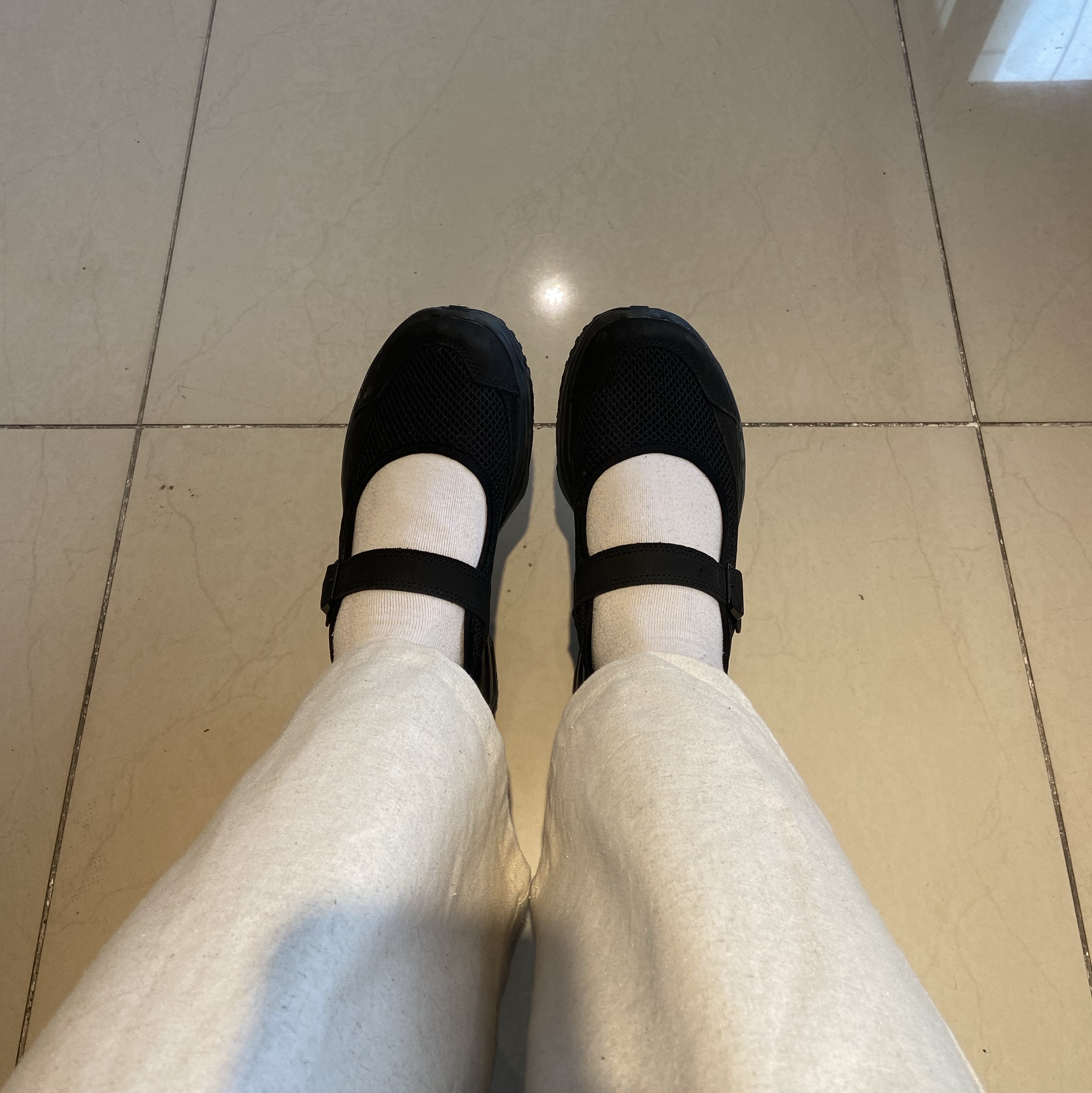 Salomon RX Marie Jeanne Black 착용 스타일 - 1