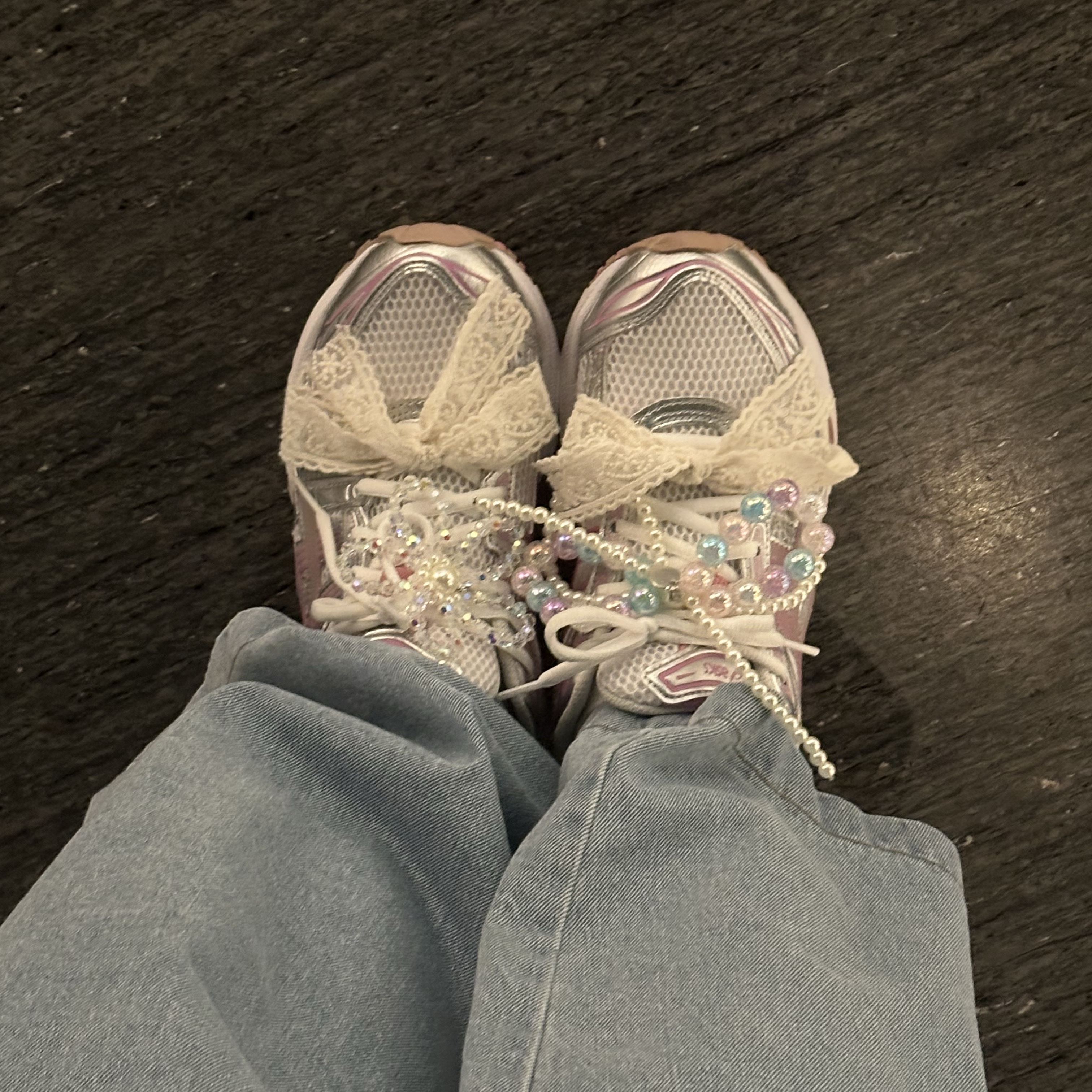 Asics Unlimited Gel-Kayano 14 White Fawn 착용 스타일