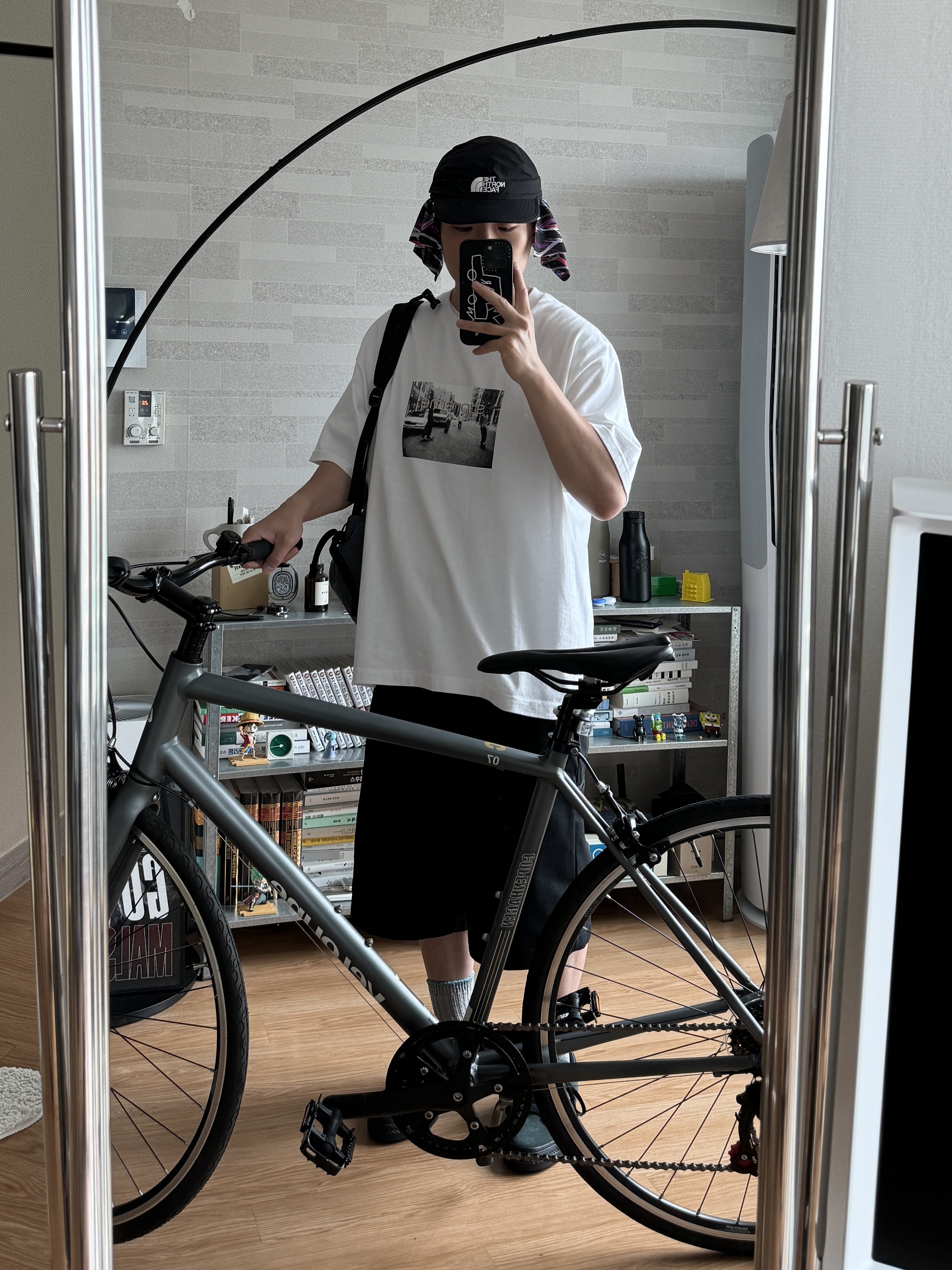 Supreme Crew 96 T-Shirt White - 24SS, Arc'teryx Konseal 15 Backpack Neptune 착용 스타일 - 2