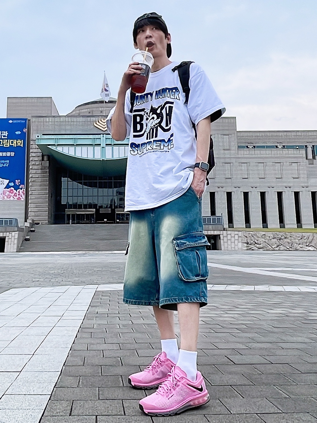 Nike x Stussy Air Max 2013 Psychic Pink, Apple Watch SE 40mm GPS Silver Aluminum Case with Sport Band Abyss Blue (Korean Ver.) 착용 스타일 - 10
