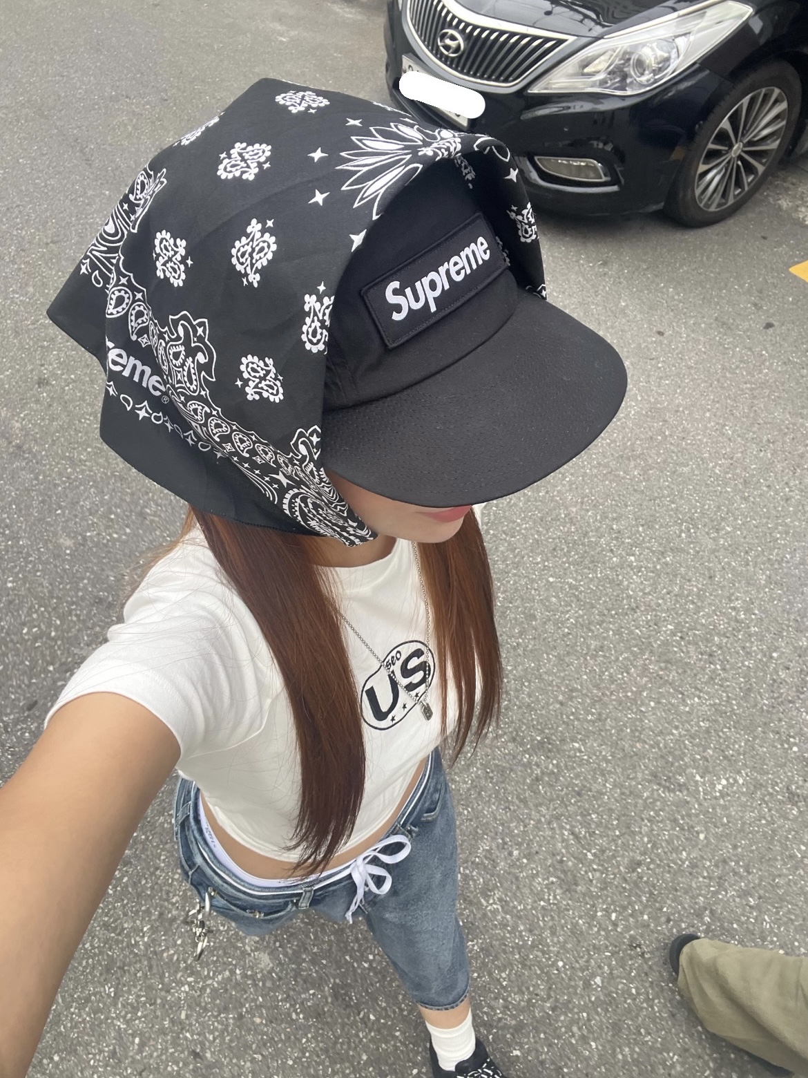 Supreme Hav-A-Hank Bandanas Multicolor (Set of 3) - 24SS, Supreme Washed Chino Twill Camp Cap Black - 24SS 착용 스타일