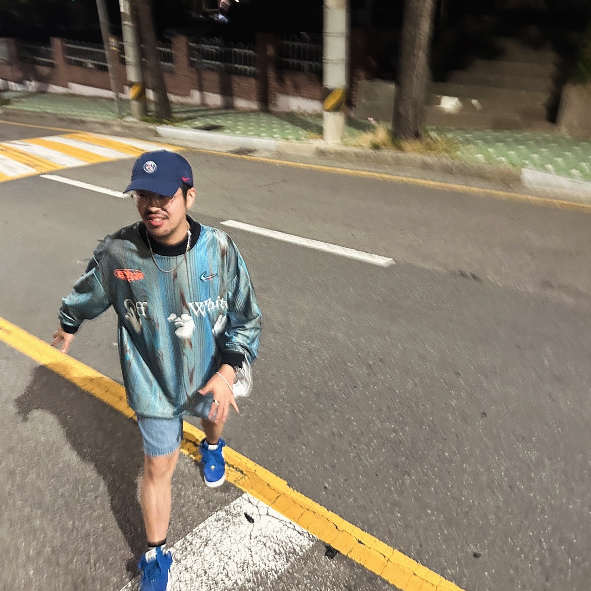 Nike x Off-White NRG Jersey Imperial Blue - Asia, Nike Air Force 1 Mid '07 LV8 40th Anniversary Join Forces Blue Jay 착용 스타일