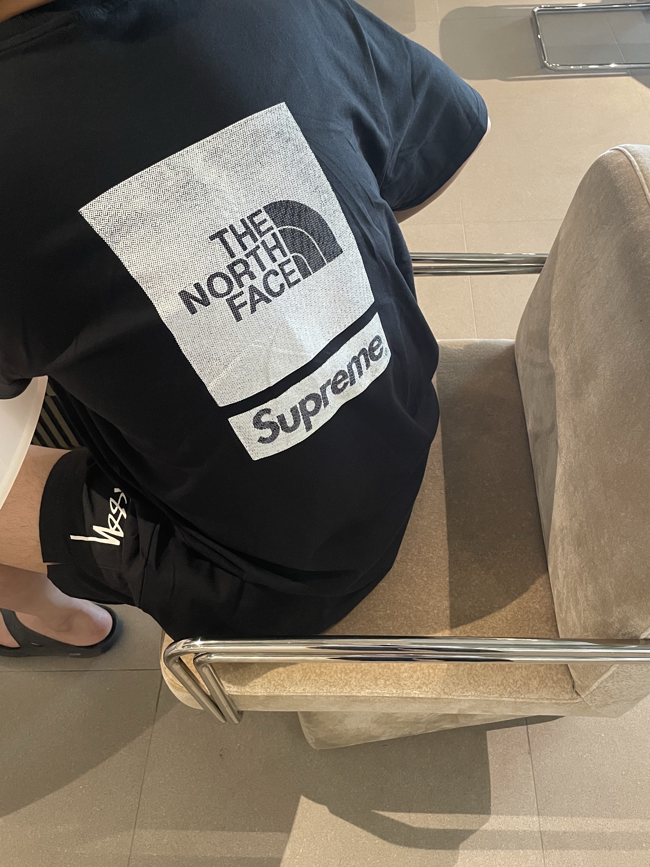 Supreme x The North Face S/S Top Black - 24SS, Nike x Stussy Shorts Black (FJ9167-010) 착용 스타일 - 1