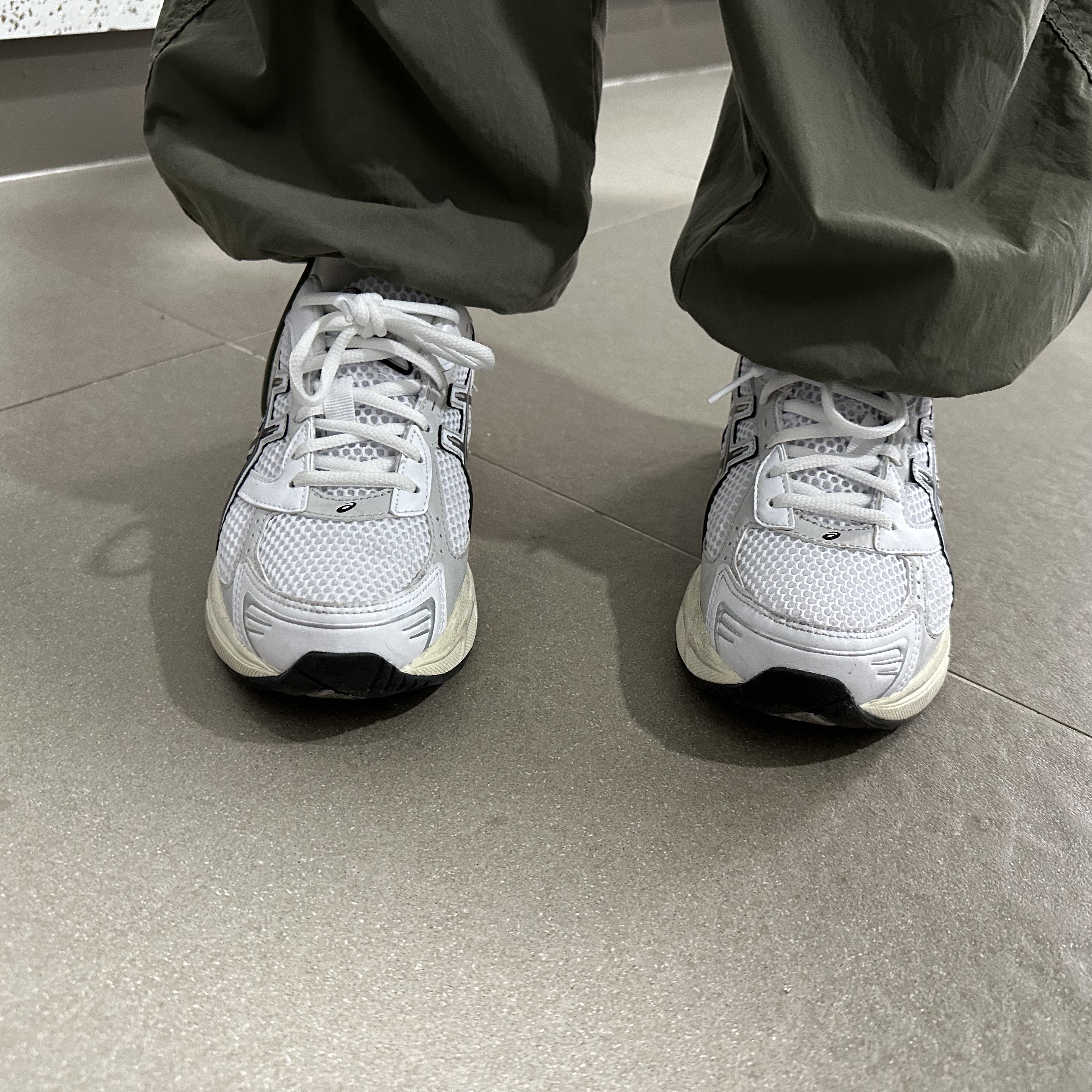 Asics Gel-1130 White Cloud Grey 착용 스타일