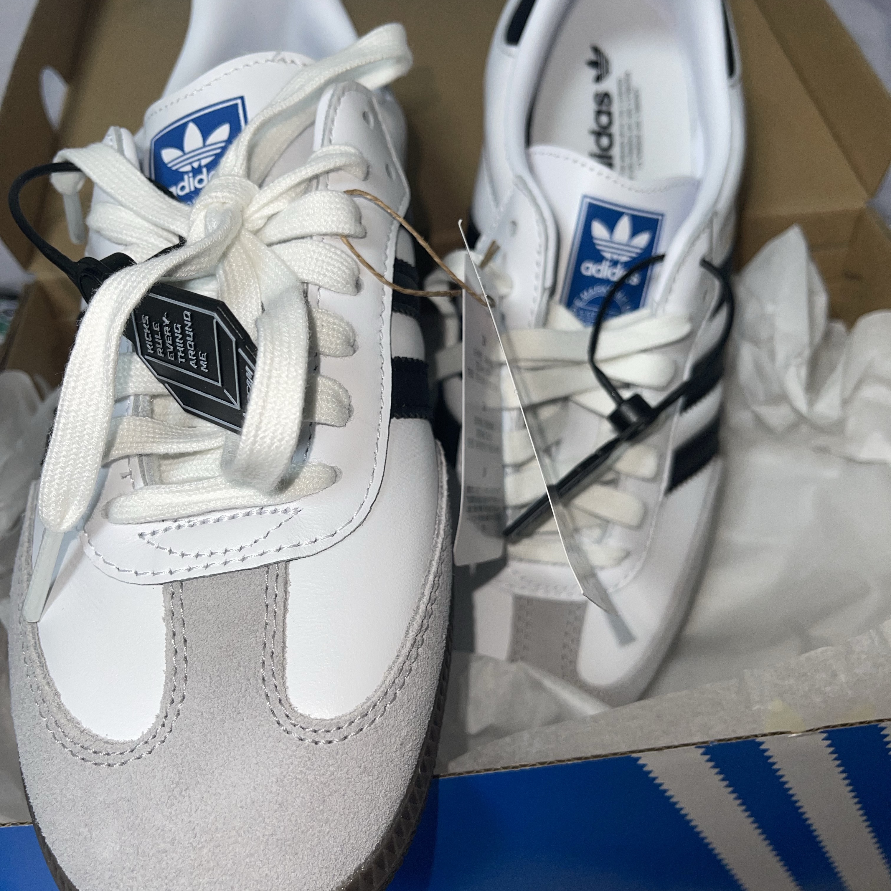 Adidas Samba OG Cloud White 착용 스타일 - 2
