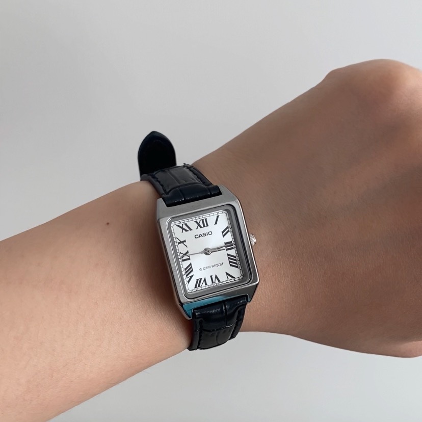 Casio LTP-V007L-7B1 착용 스타일 - 1