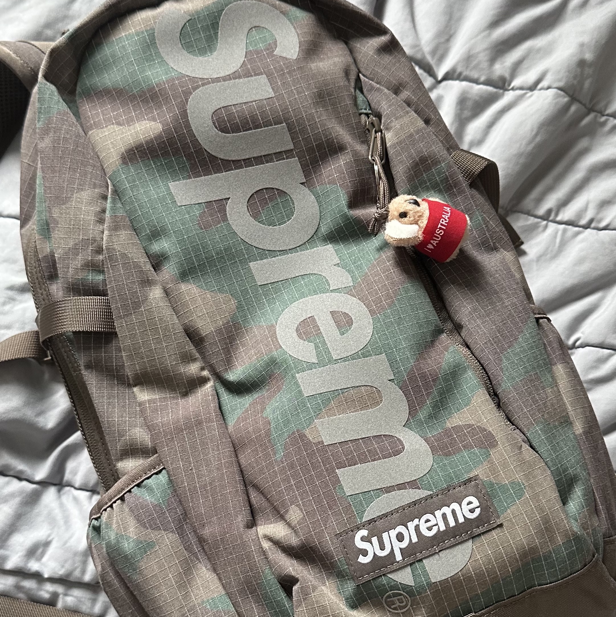 Supreme Backpack Woodland Camo - 24SS 착용 스타일 - 1