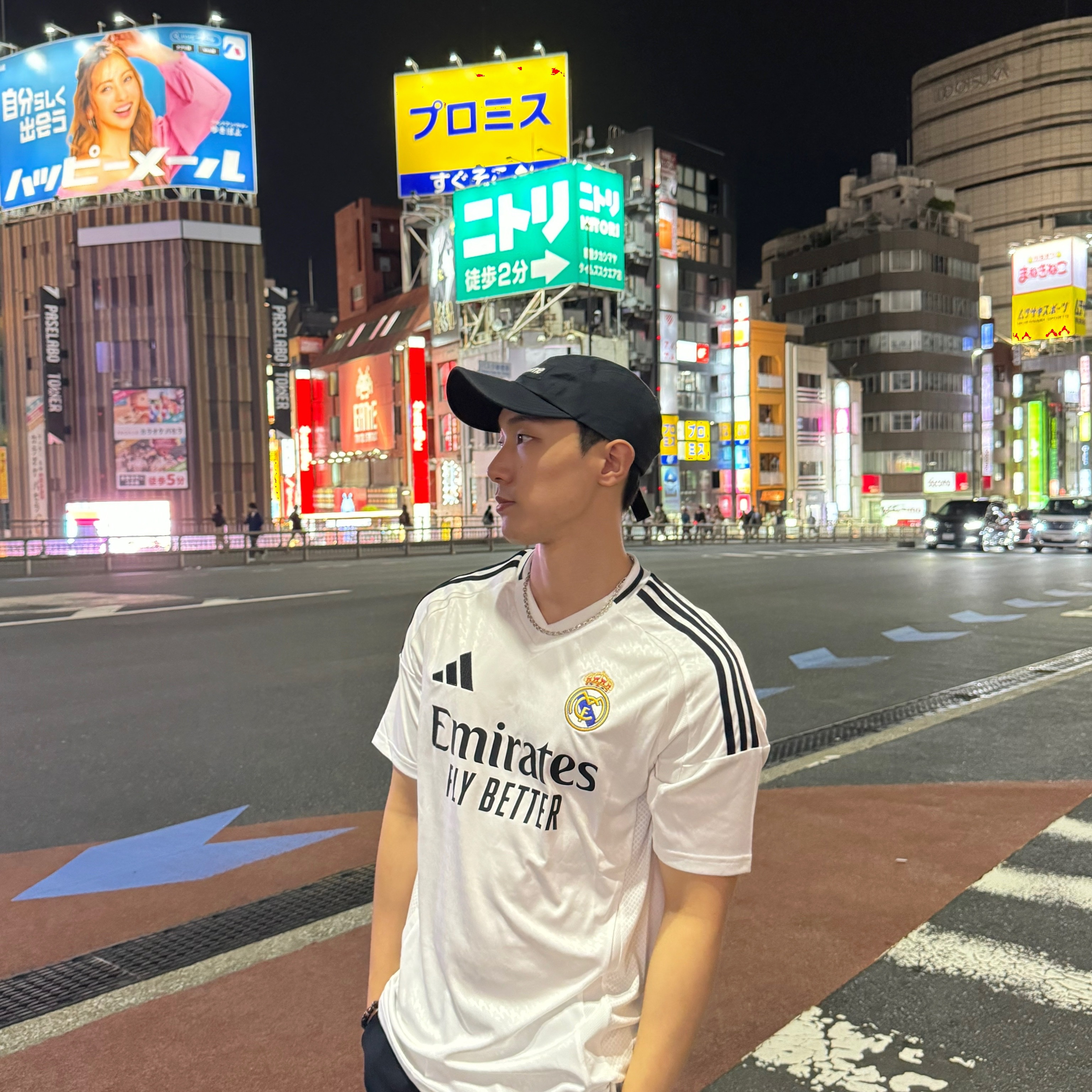 Adidas Real Madrid 2024/25 Home Jersey White - KR Sizing (Non Marking Ver.) 착용 스타일 - 1