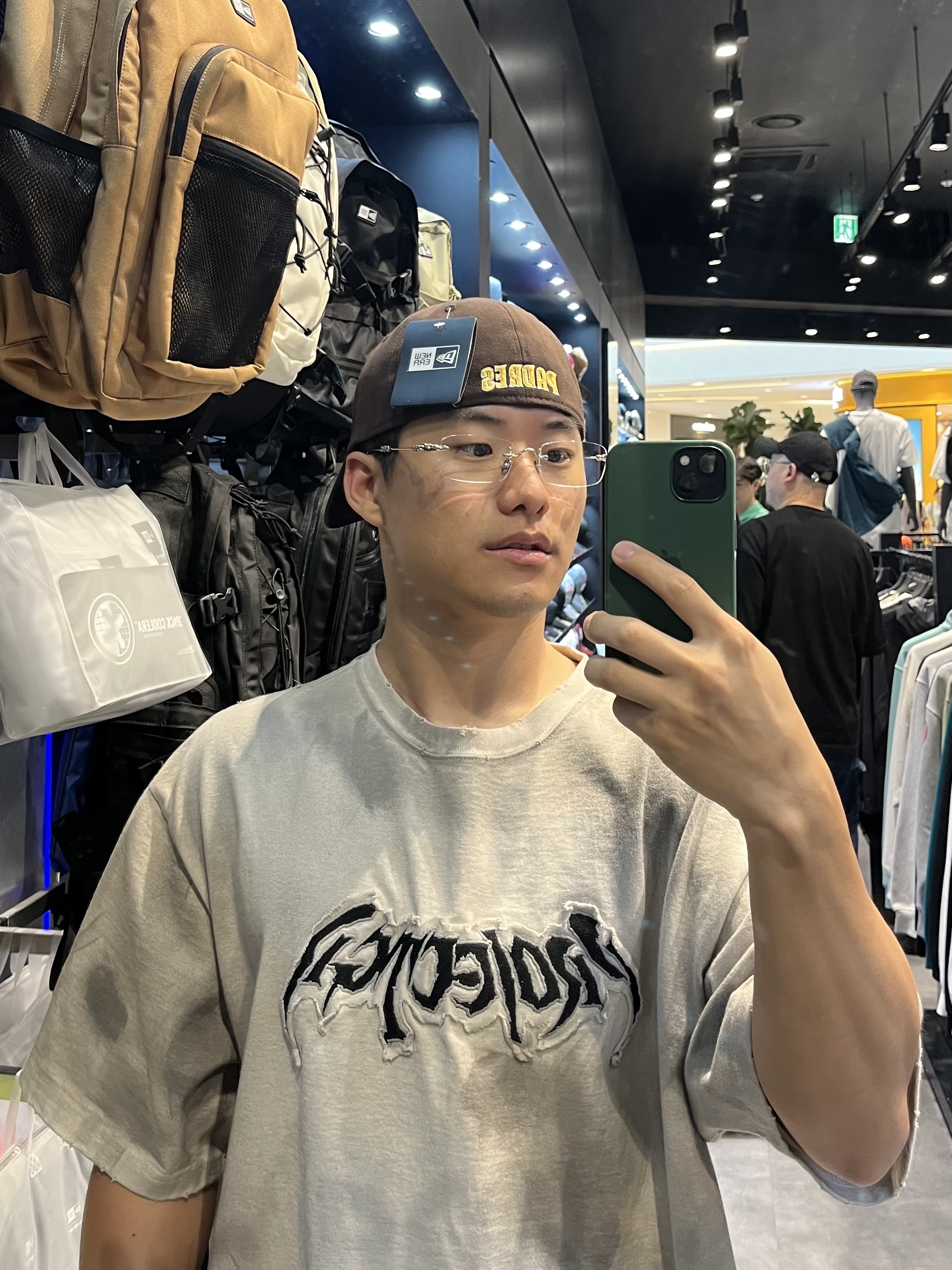 Project G/R Furious Logo Applique T-Shirt Grey - 10 Corso Como Exclusive, BORN TO WIN Chrome B Logo Half Pants Long Ver Melange Grey 착용 스타일 - 2