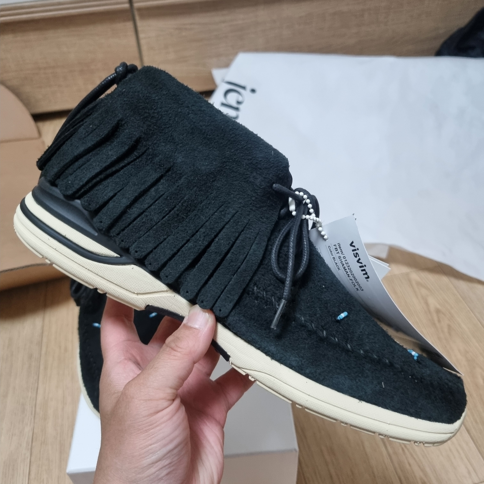 Visvim FBT Shaman Folk Black - 23FW 착용 스타일 - 2