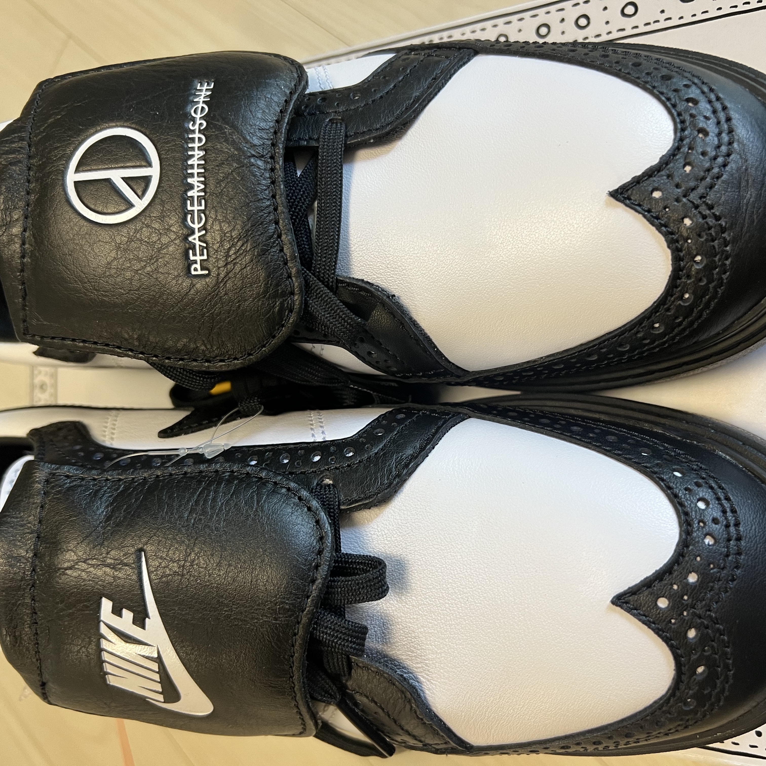 Nike x Peaceminusone Kwondo1 Black and White 착용 스타일 - 1