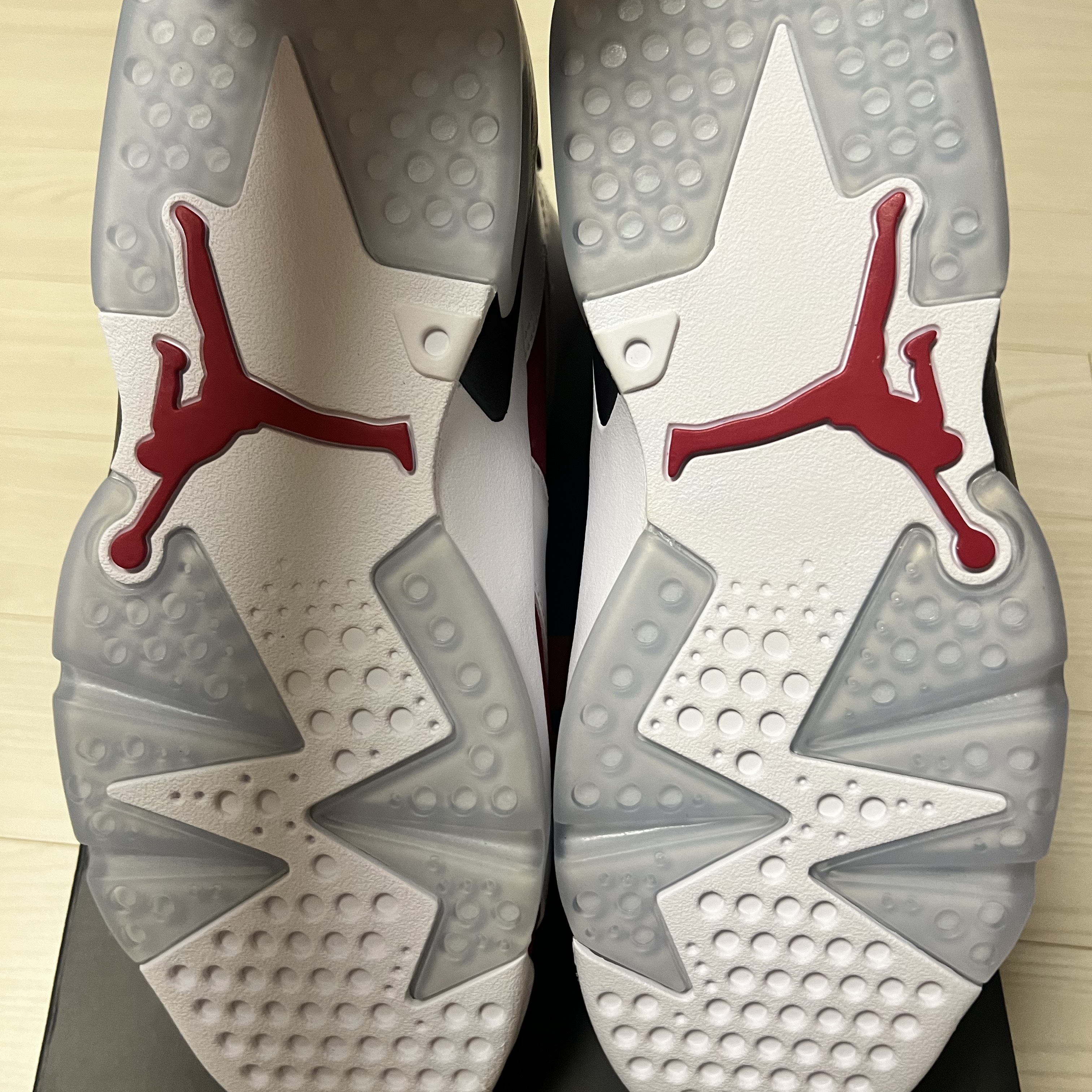 Jordan 6 Retro Carmine 2021 착용 스타일 - 4