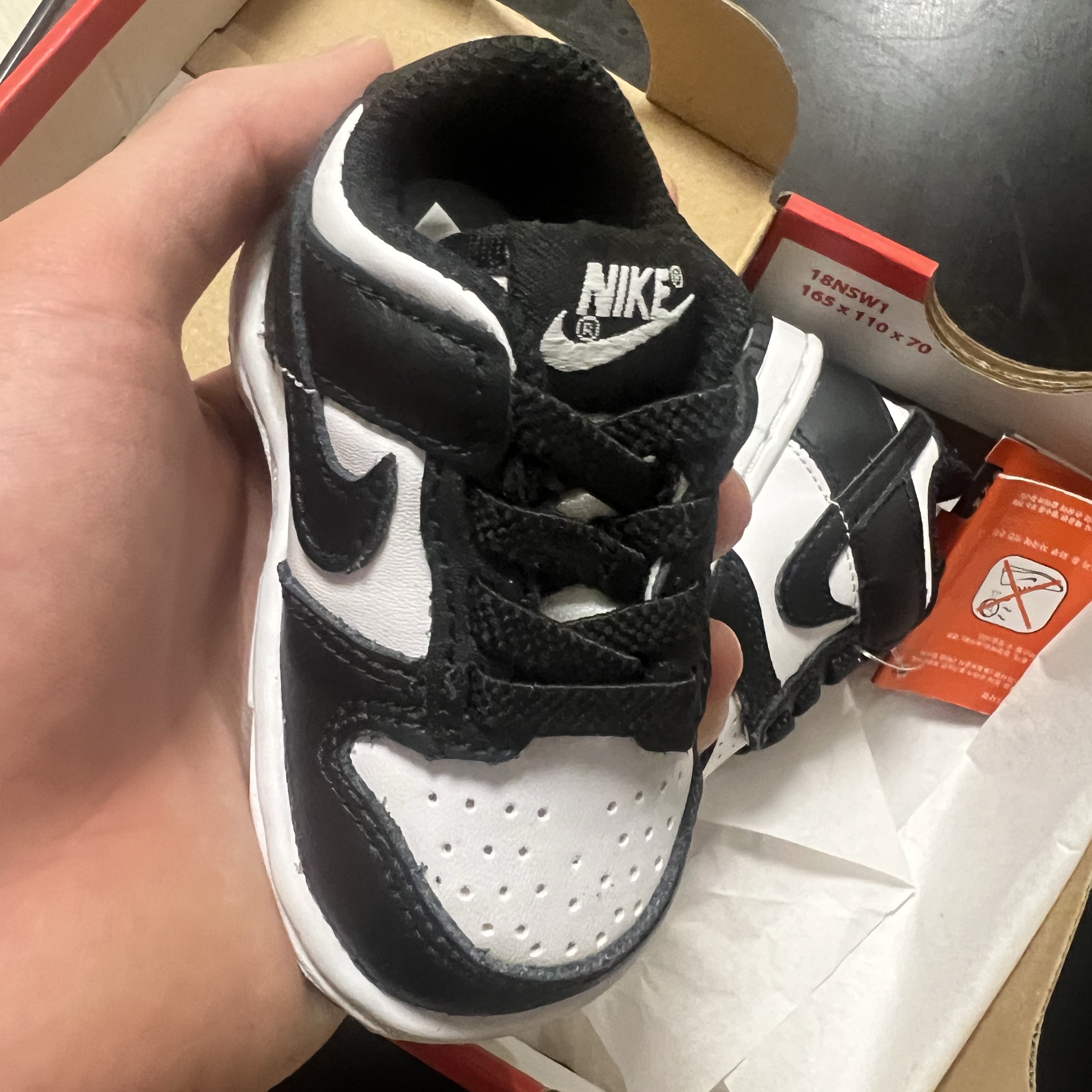 (TD) Nike Dunk Low Black 착용 스타일 - 1