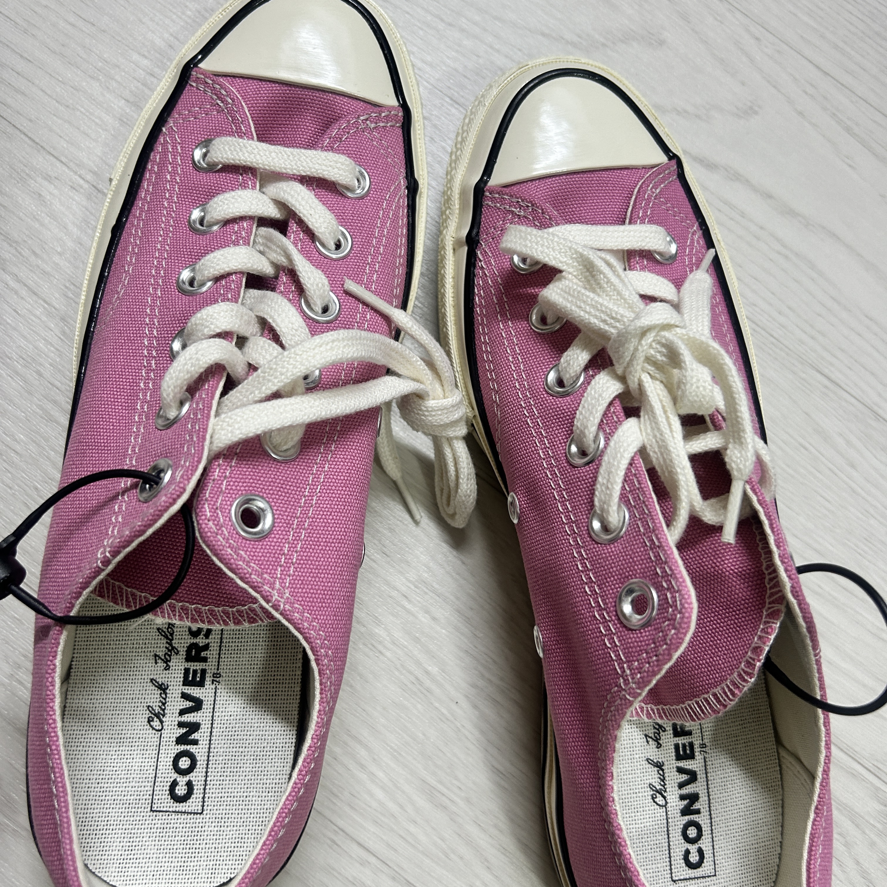 Converse Chuck 70 Ox Vintage Canvas Magic Flamingo 착용 스타일