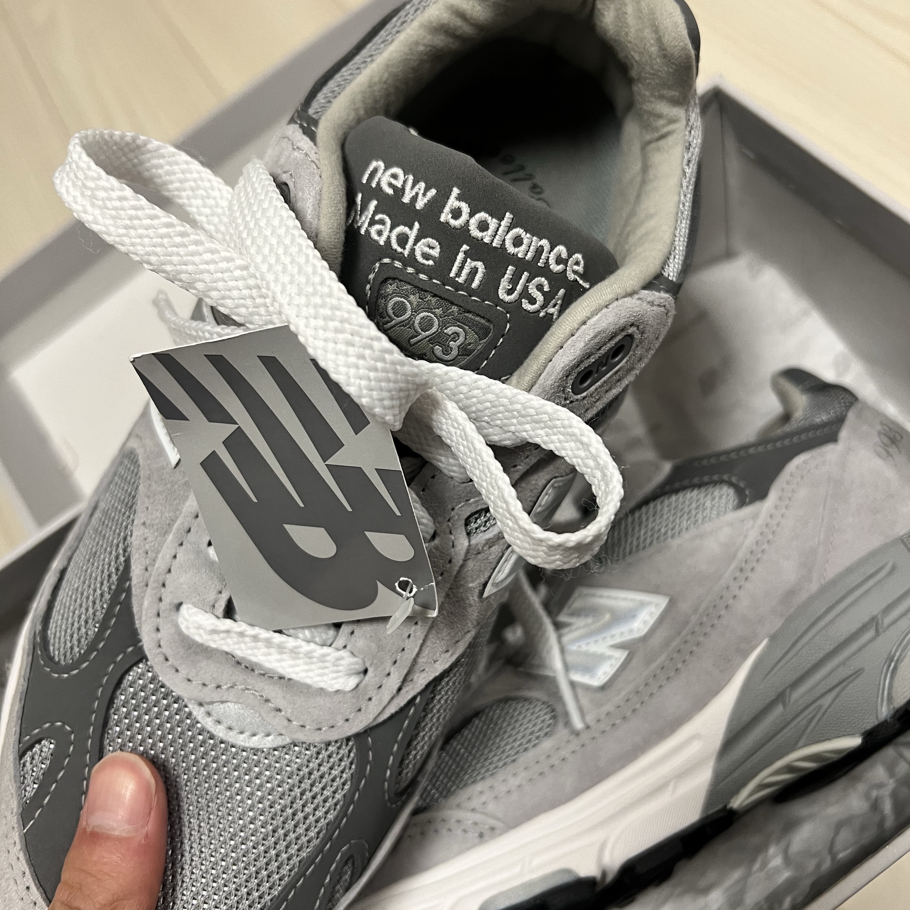 New Balance 993 Made in USA Grey - 2E Wide 착용 스타일 - 1
