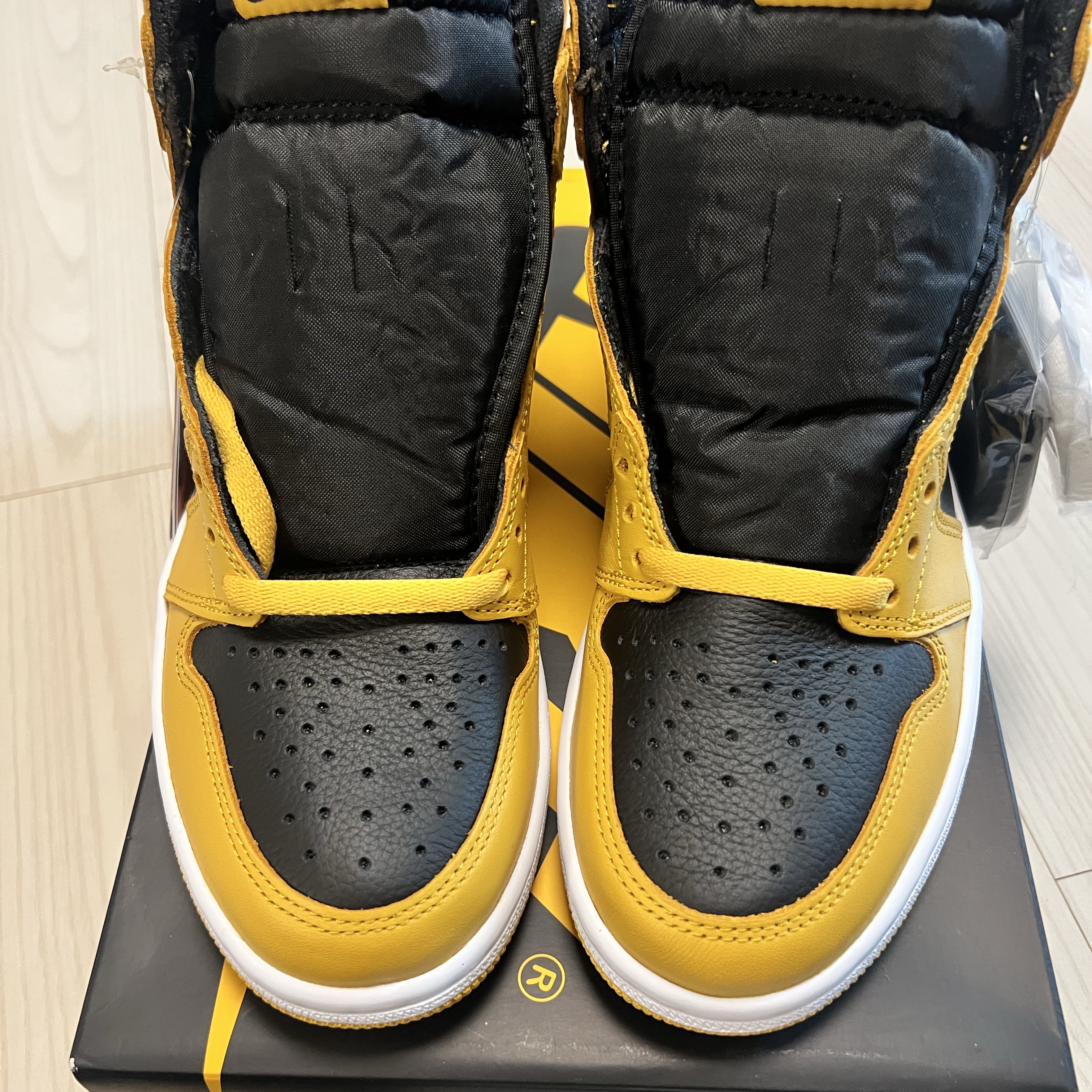 Jordan 1 Retro High OG Pollen 착용 스타일 - 3