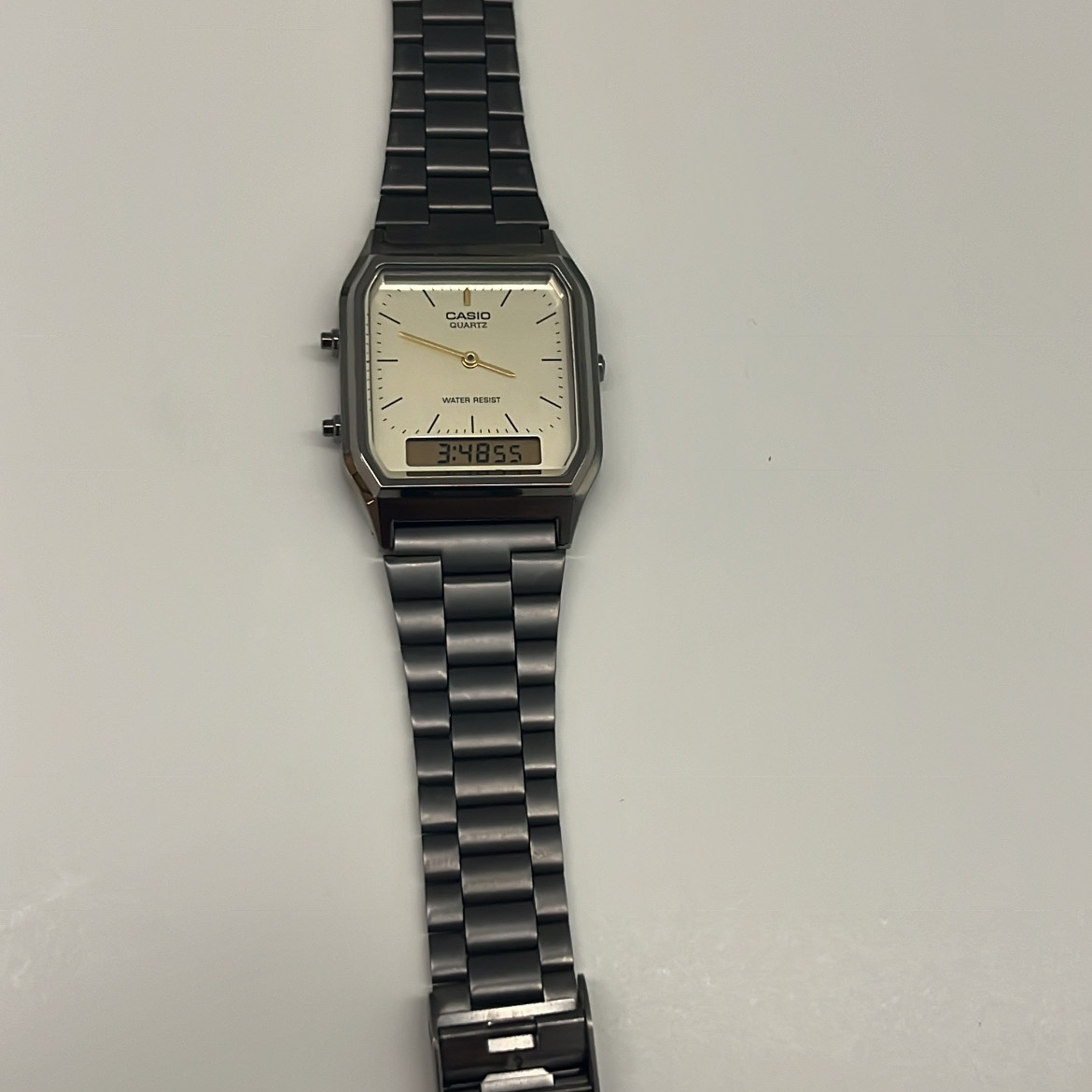 Casio AQ-230GG-9A 착용 스타일