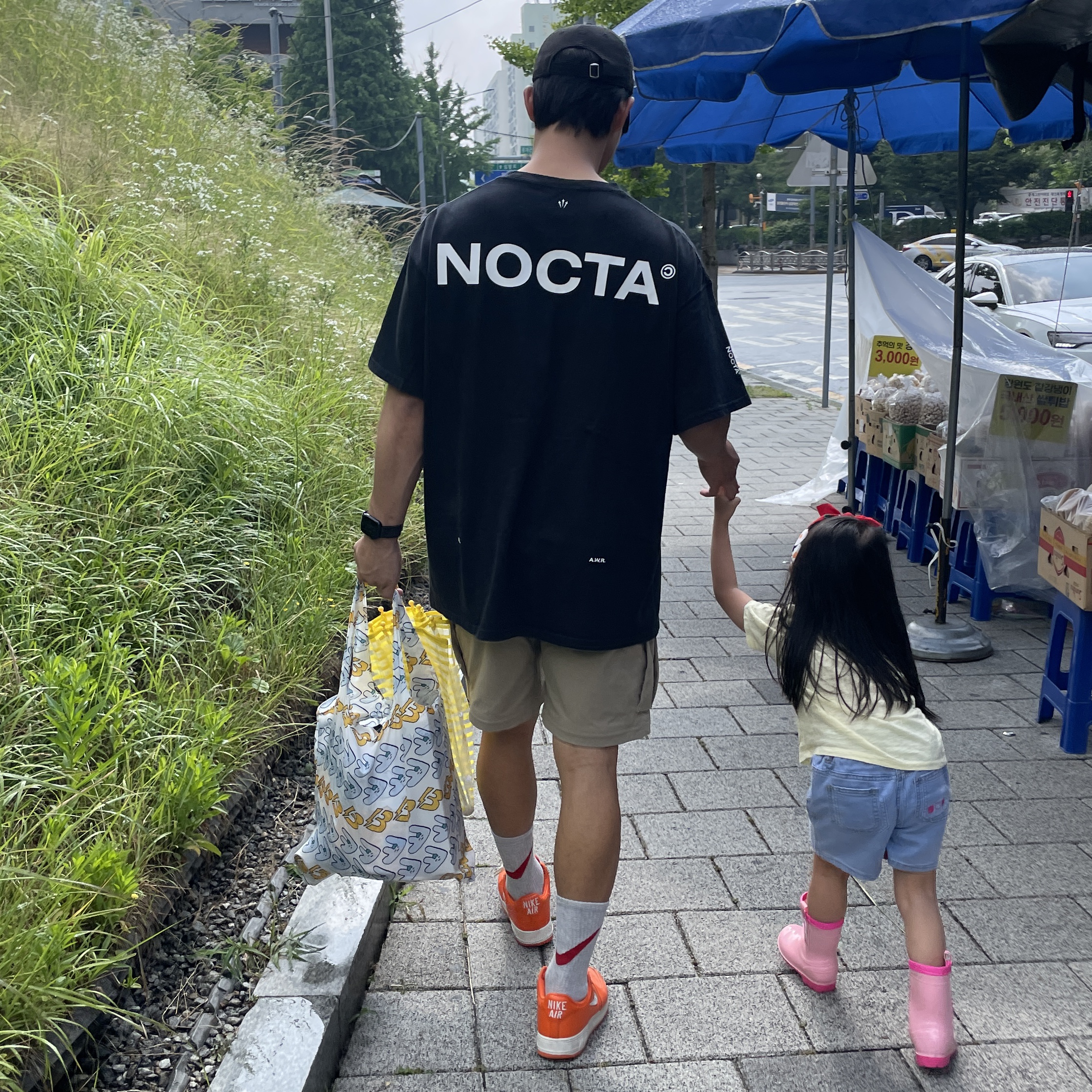 Nike x Drake Nocta Max 90 T-Shirt Black (FN7663-010) 착용 스타일