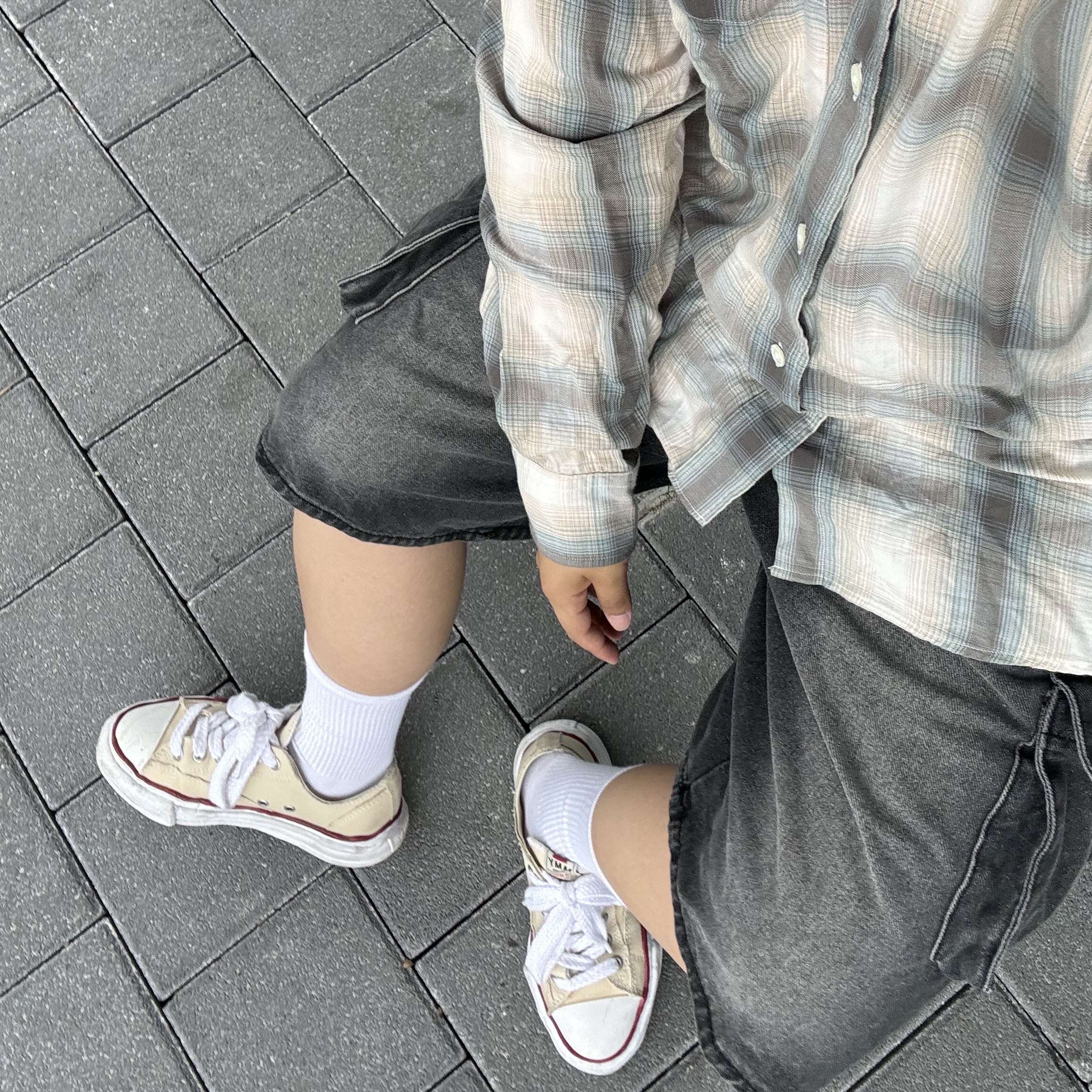 Maison Mihara Yasuhiro Peterson OG Sole Canvas Low-top Sneakers Natural 착용 스타일