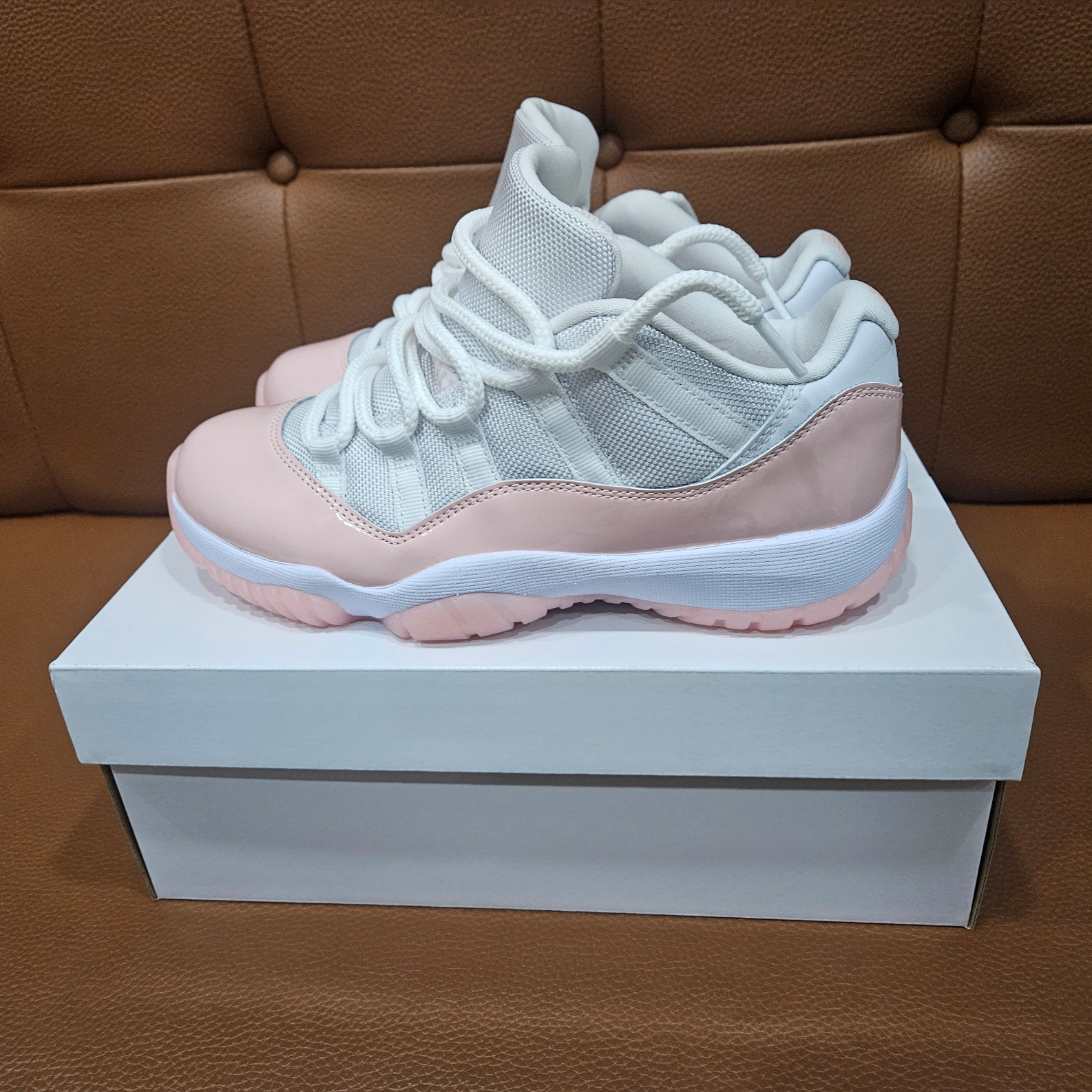 (W) Jordan 11 Retro Low Legend Pink 착용 스타일