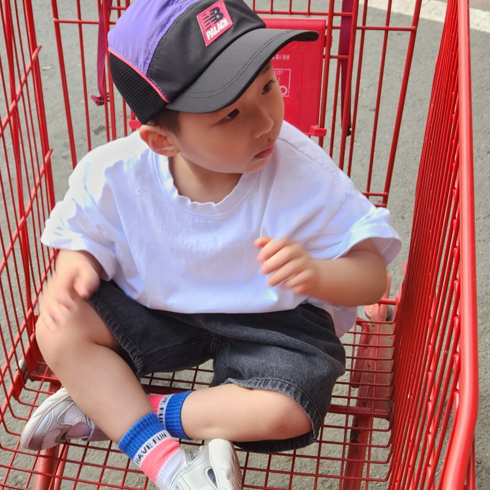 (Kids) New Balance Freedle 920 Sandal Silver, Palace x New Balance Cap Black Purple - 23SS 착용 스타일 - 2