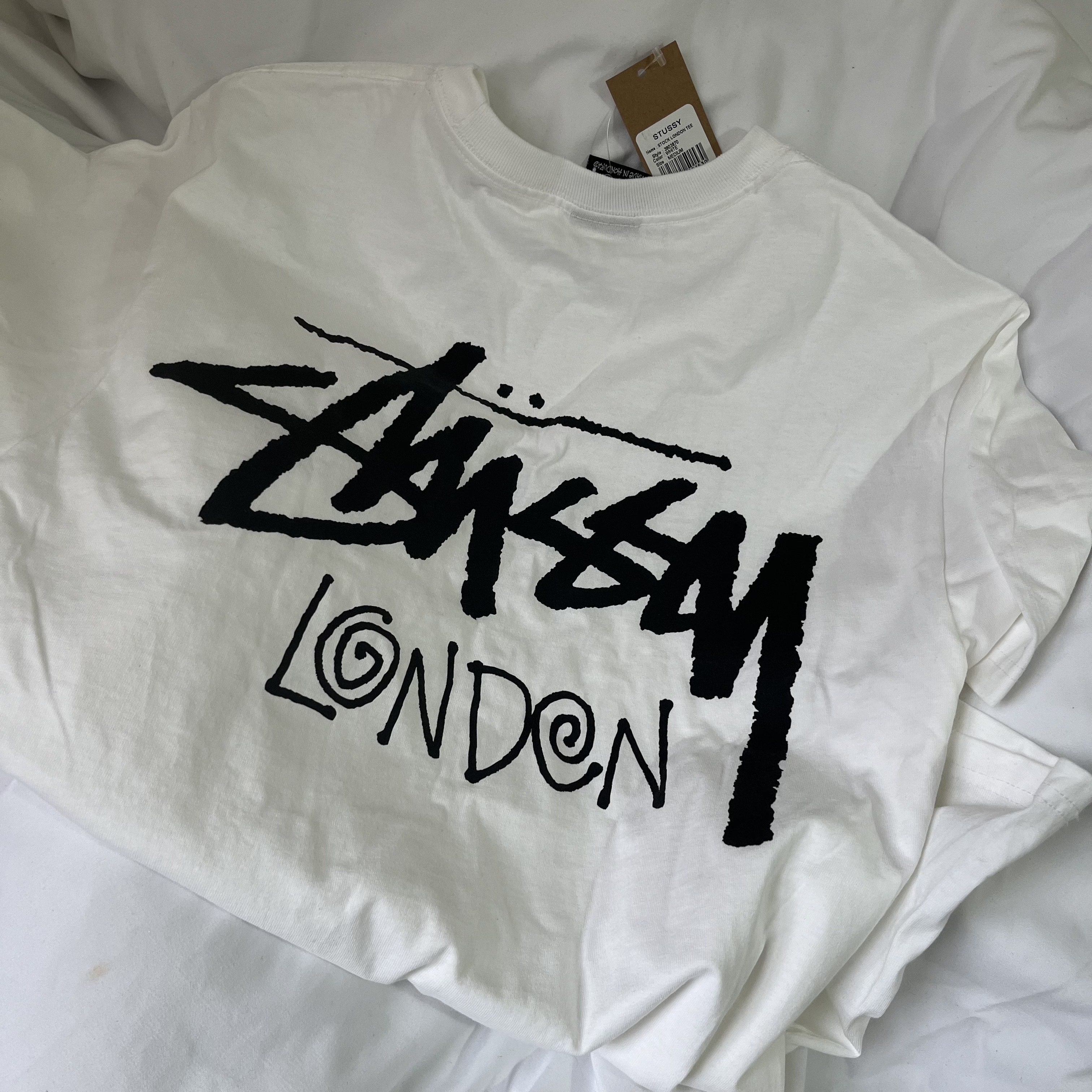 Stussy Stock London T-Shirt White 착용 스타일