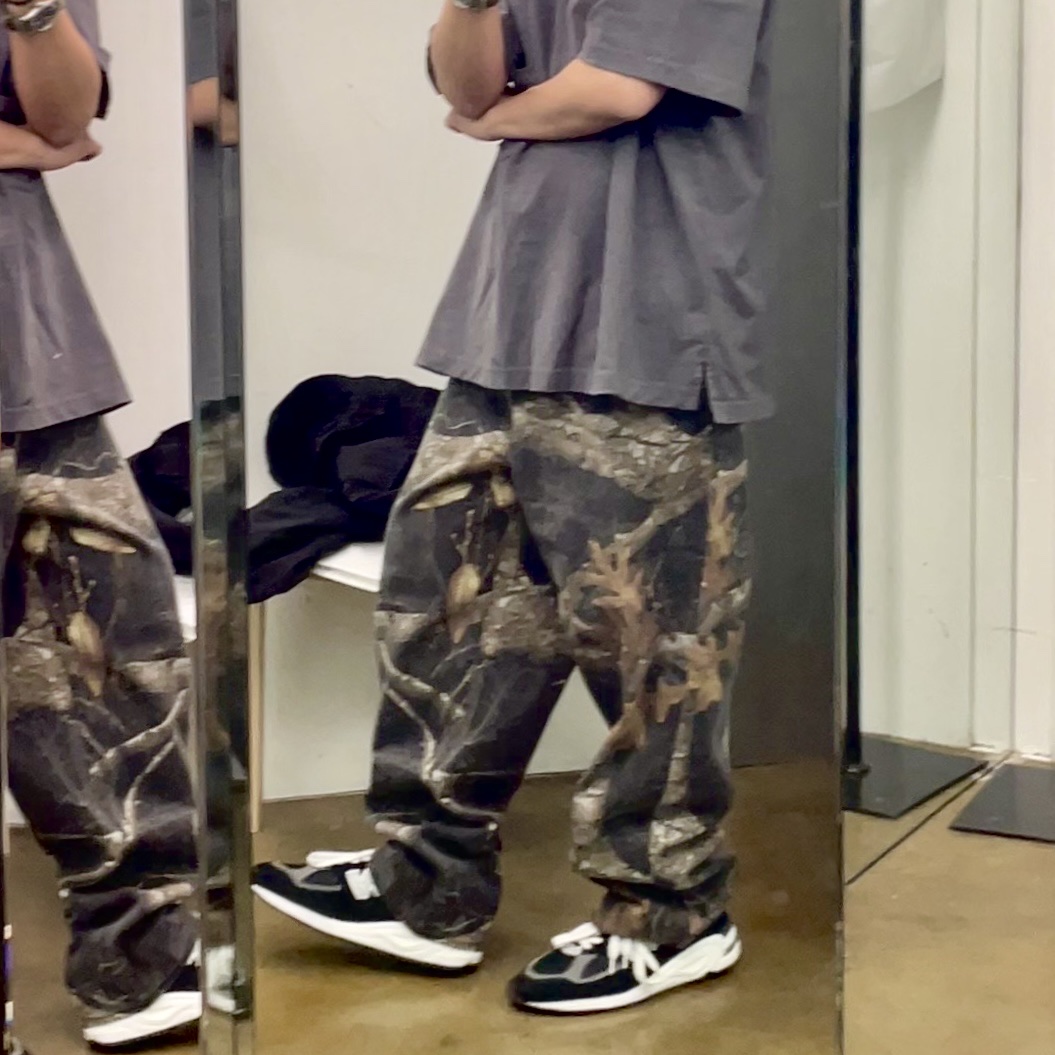 Stussy Realtree Edge Big ‘Ol Jean Camo 착용 스타일