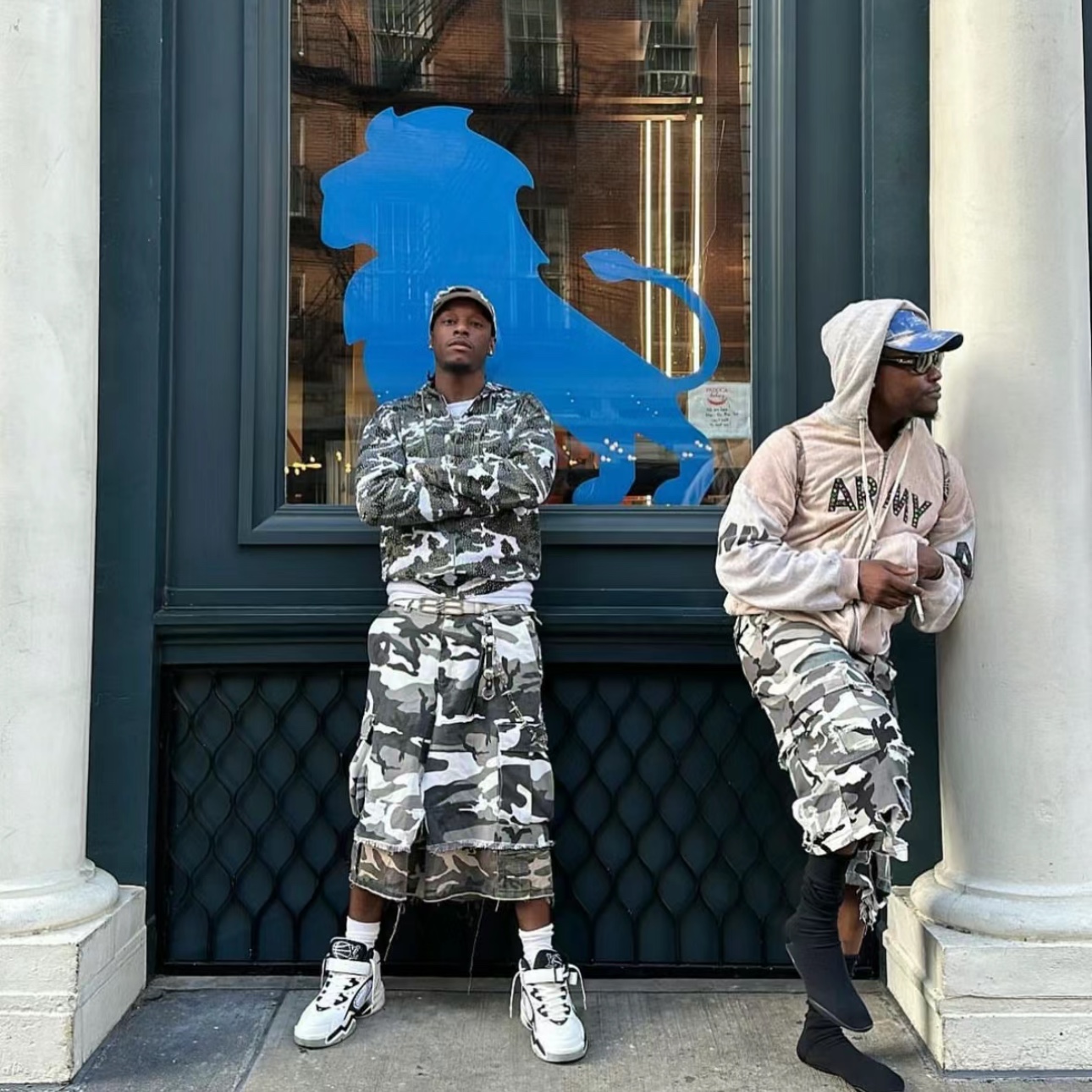 Project G/R x MFM333. Layered Skirt Camo Cargo Shorts Multi Camo 착용 스타일