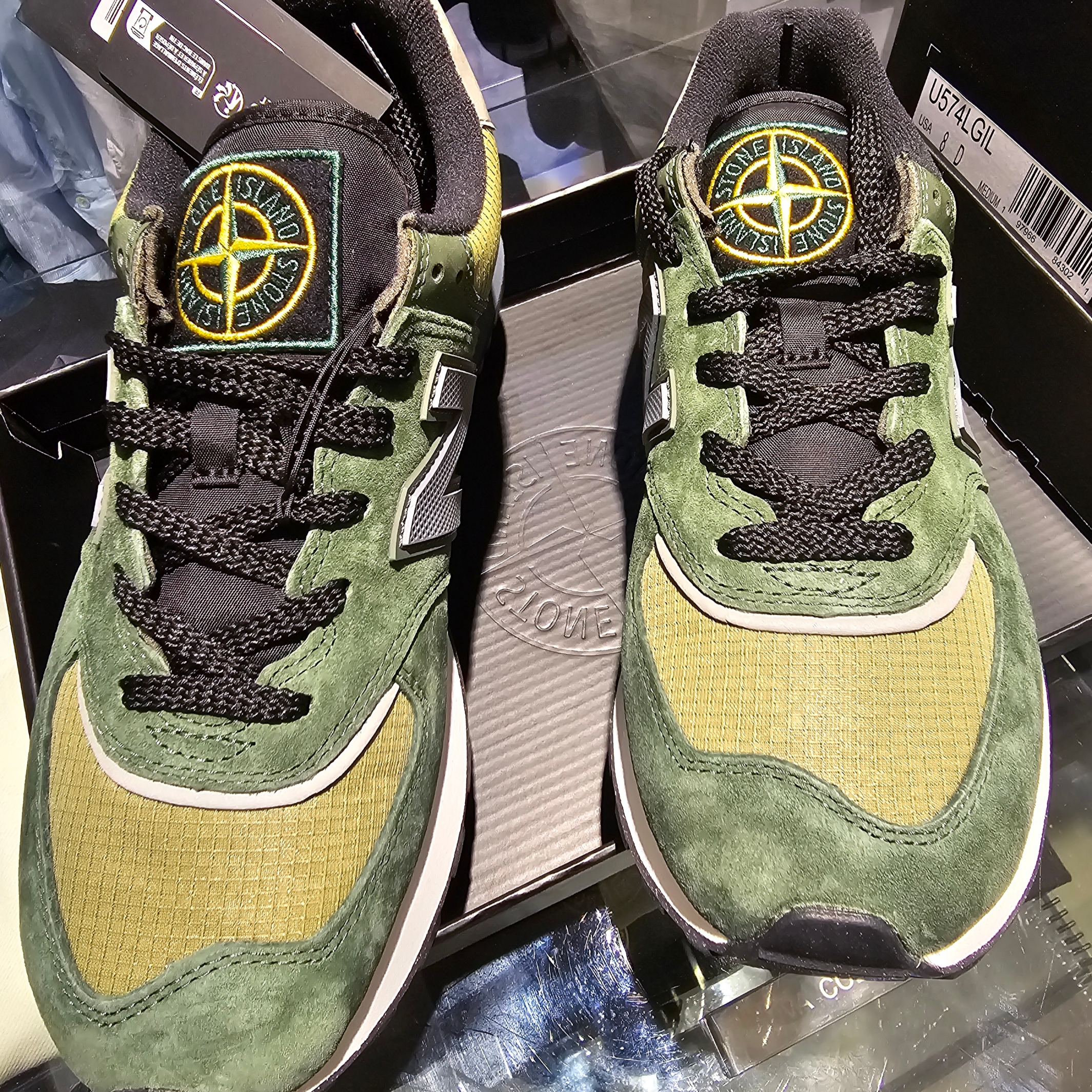 New Balance x Stone Island 574 Legacy Dark Green 착용 스타일 - 2