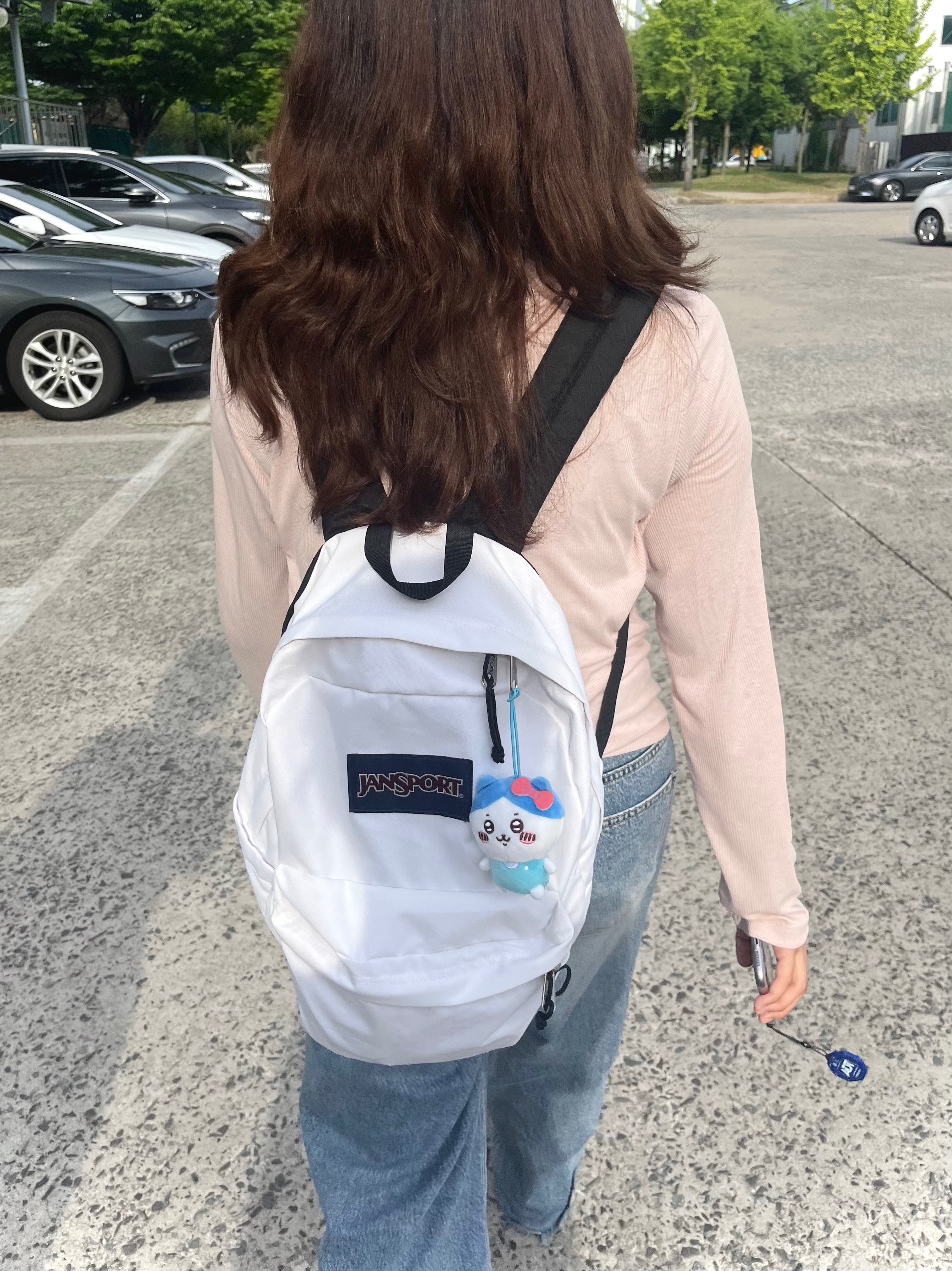 Jansport Superbreak Backpack White 착용 스타일