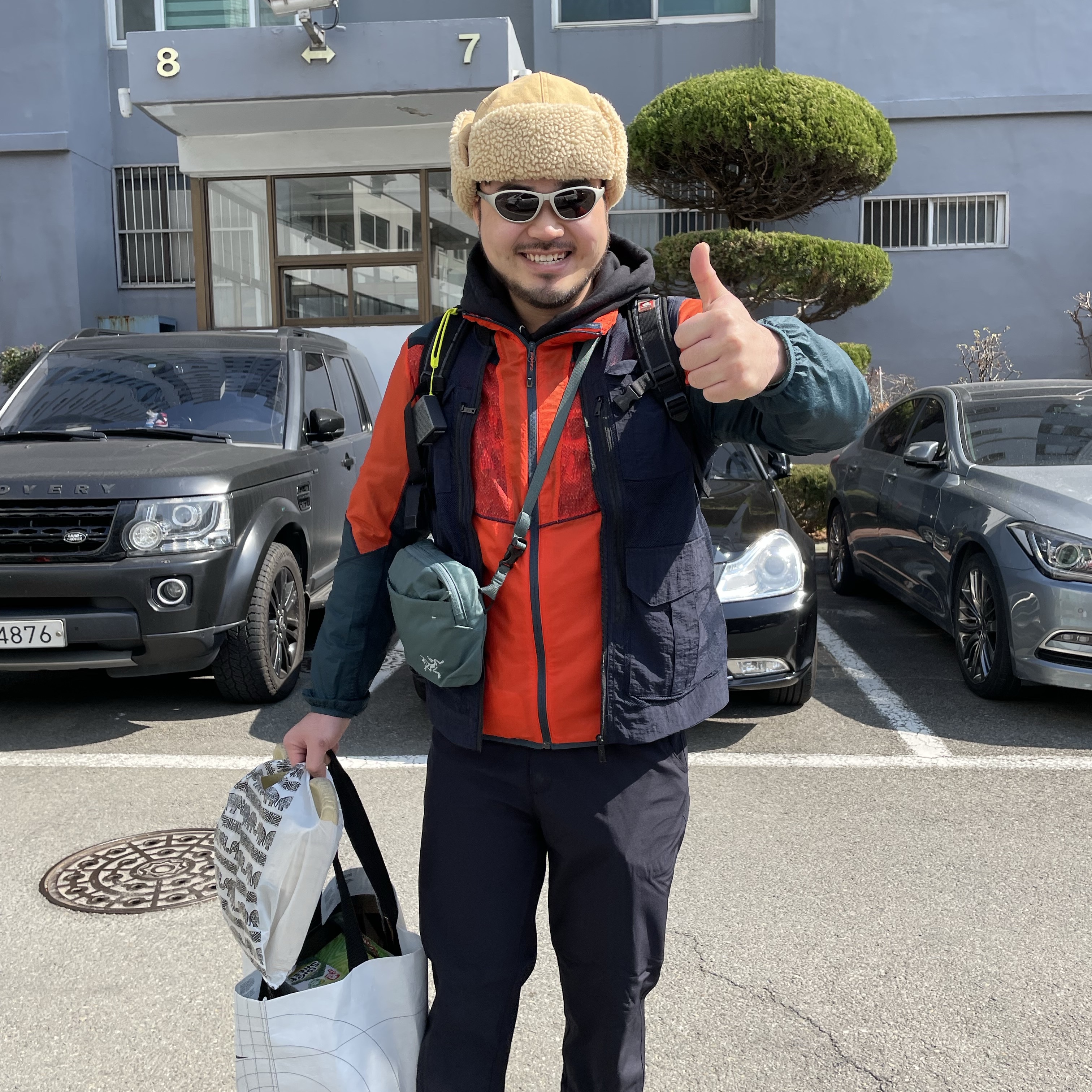 Arc'teryx Heliad 6 Crossbody Bag Boxcar 착용 스타일