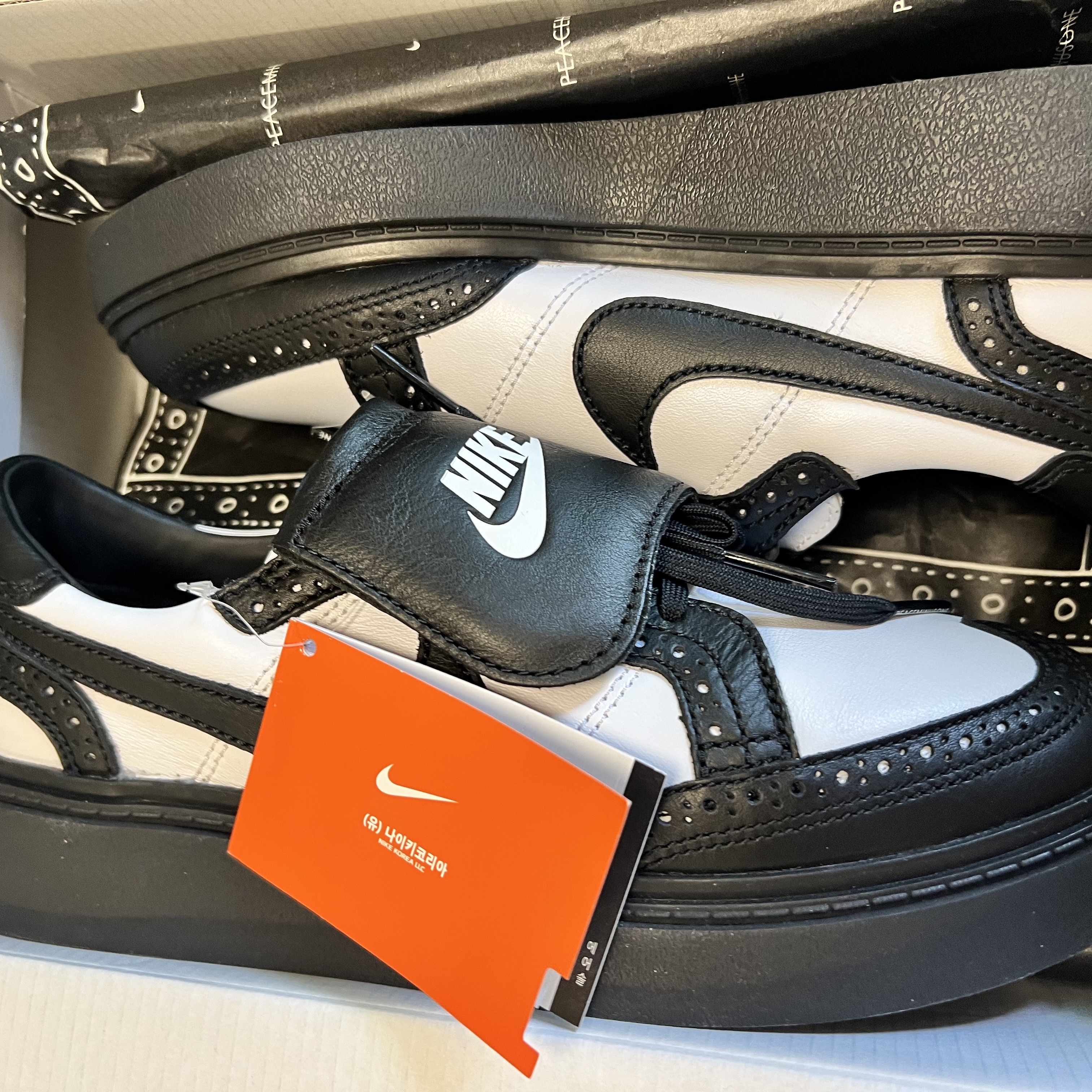 Nike x Peaceminusone Kwondo1 Black and White 착용 스타일 - 3
