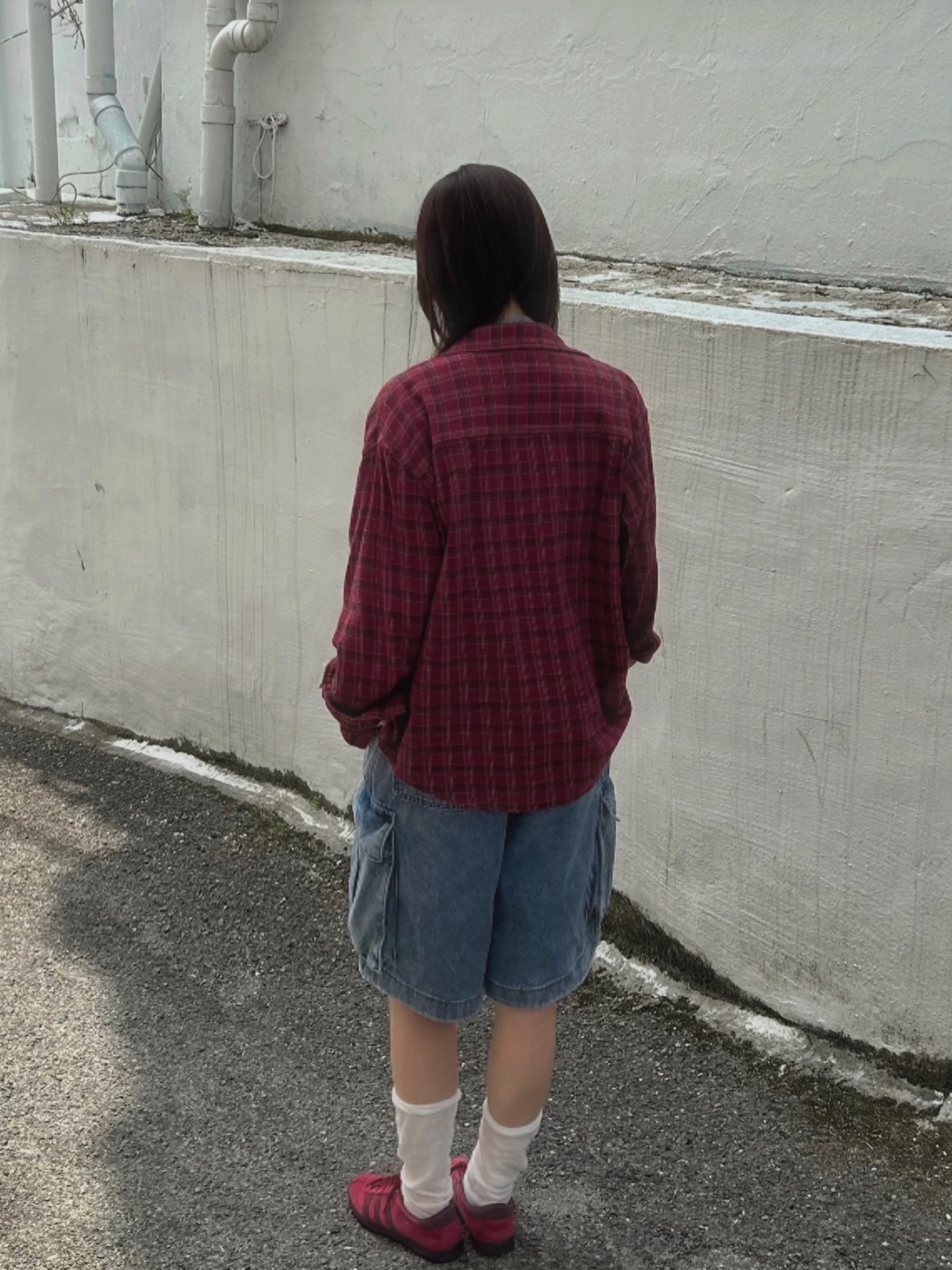 Adidas Tobacco Gruen Collegiate Burgundy 착용 스타일