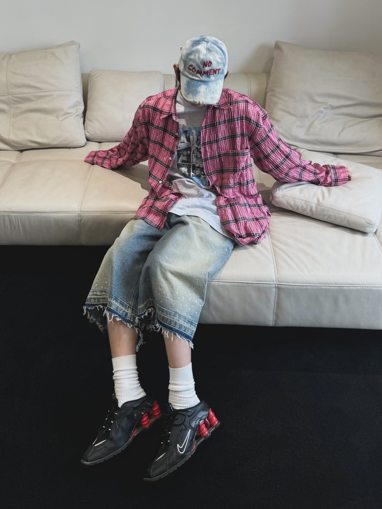 Nos Couleurs No Comment Cap Denim, Nike x Martine Rose Shox MR4 Black 착용 스타일 - 1