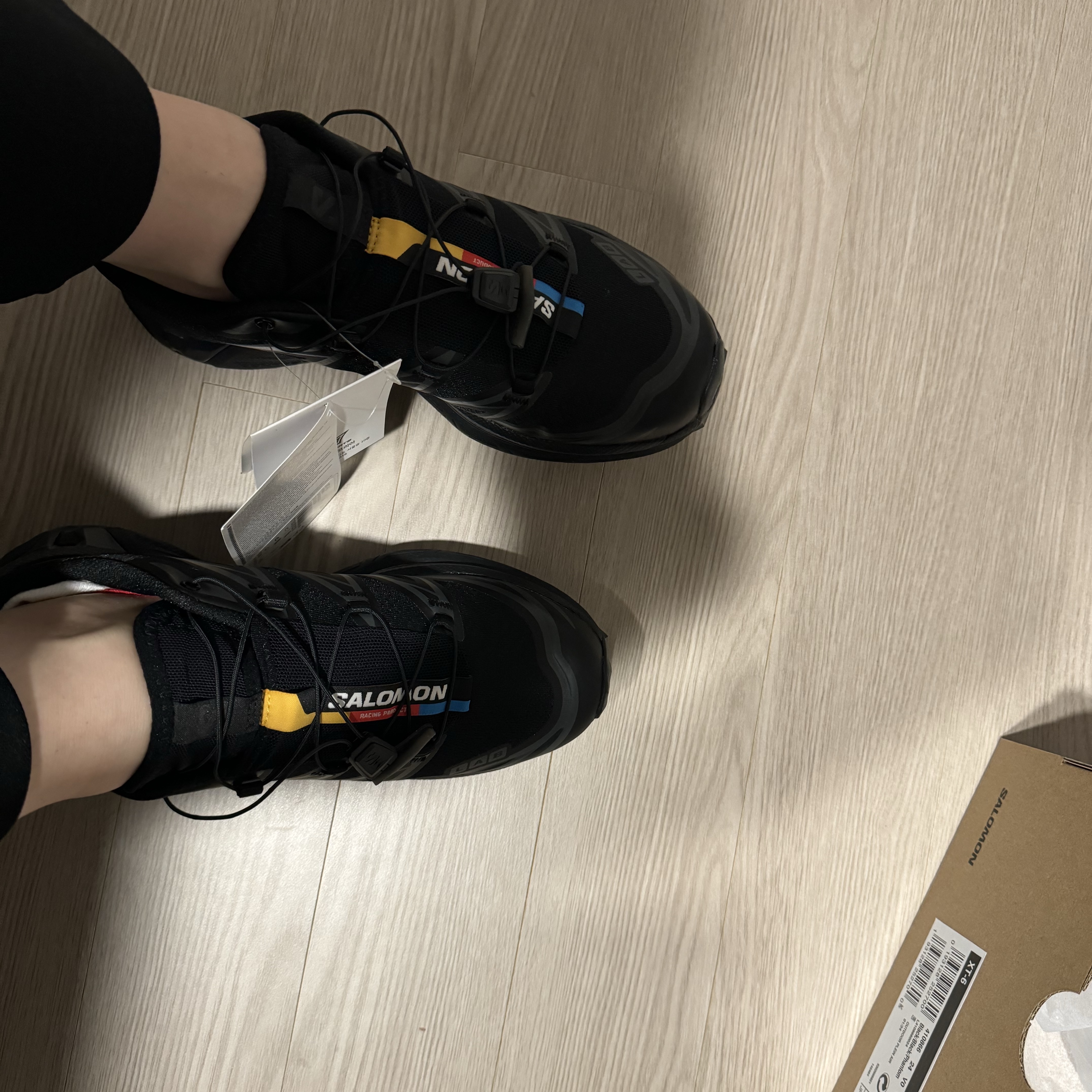 Salomon XT-6 ADV Black 착용 스타일