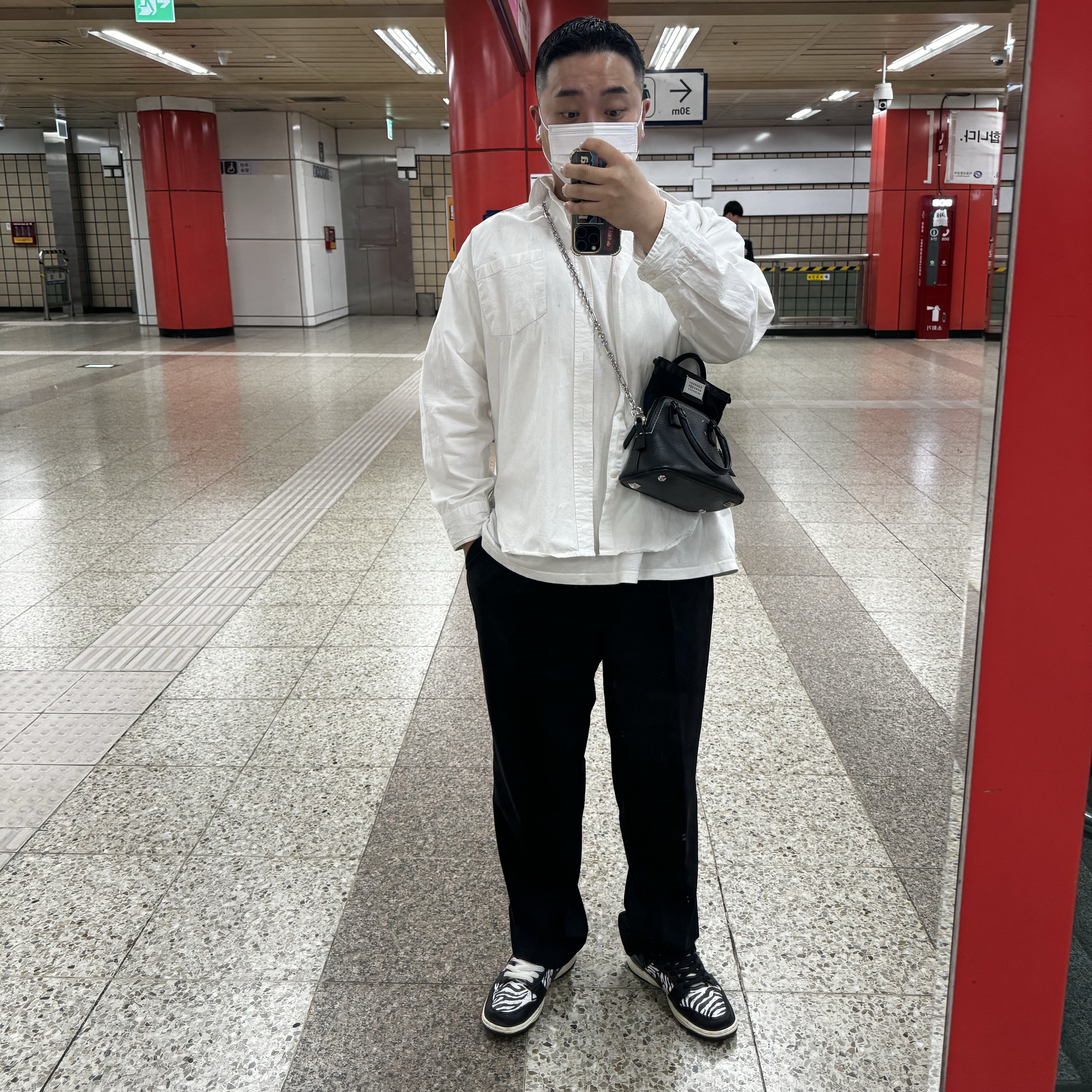 Nike x Quartersnacks SB Dunk Low Zebra Cake 착용 스타일