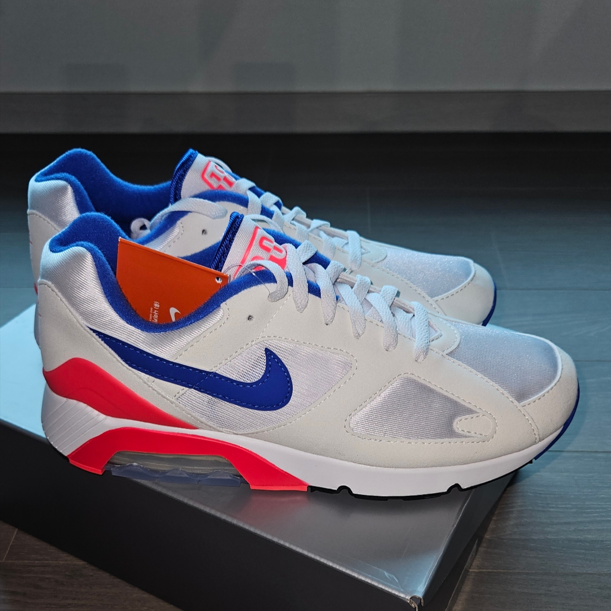 Nike Air 180 Ultramarine 착용 스타일 - 3