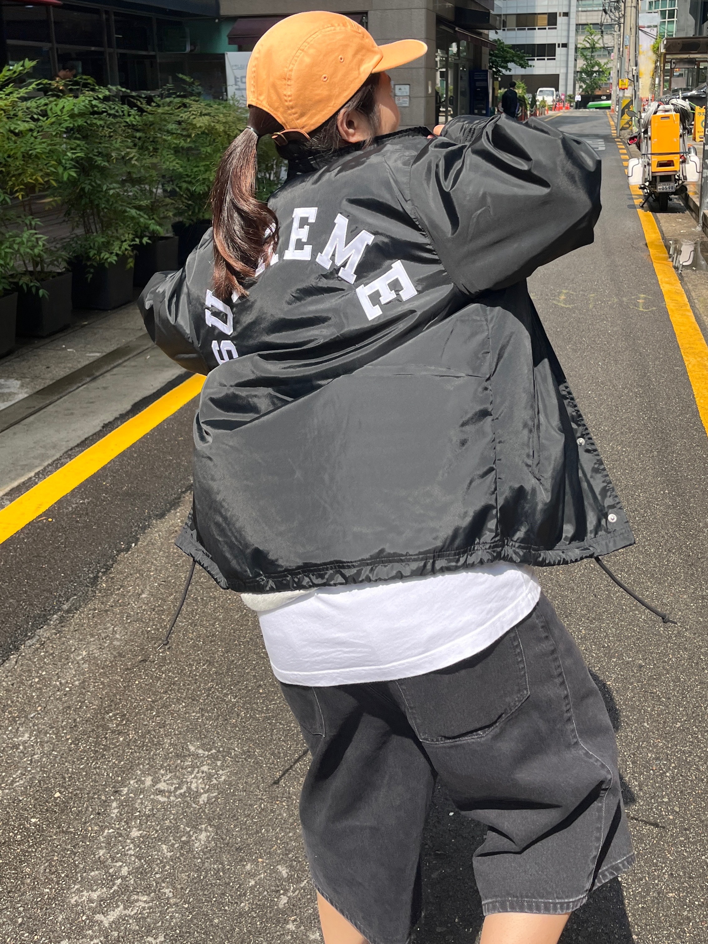 Supreme Washed Chino Twill Camp Cap Peach - 24SS, Supreme x Champion Coaches Jacket Black - 24SS 착용 스타일