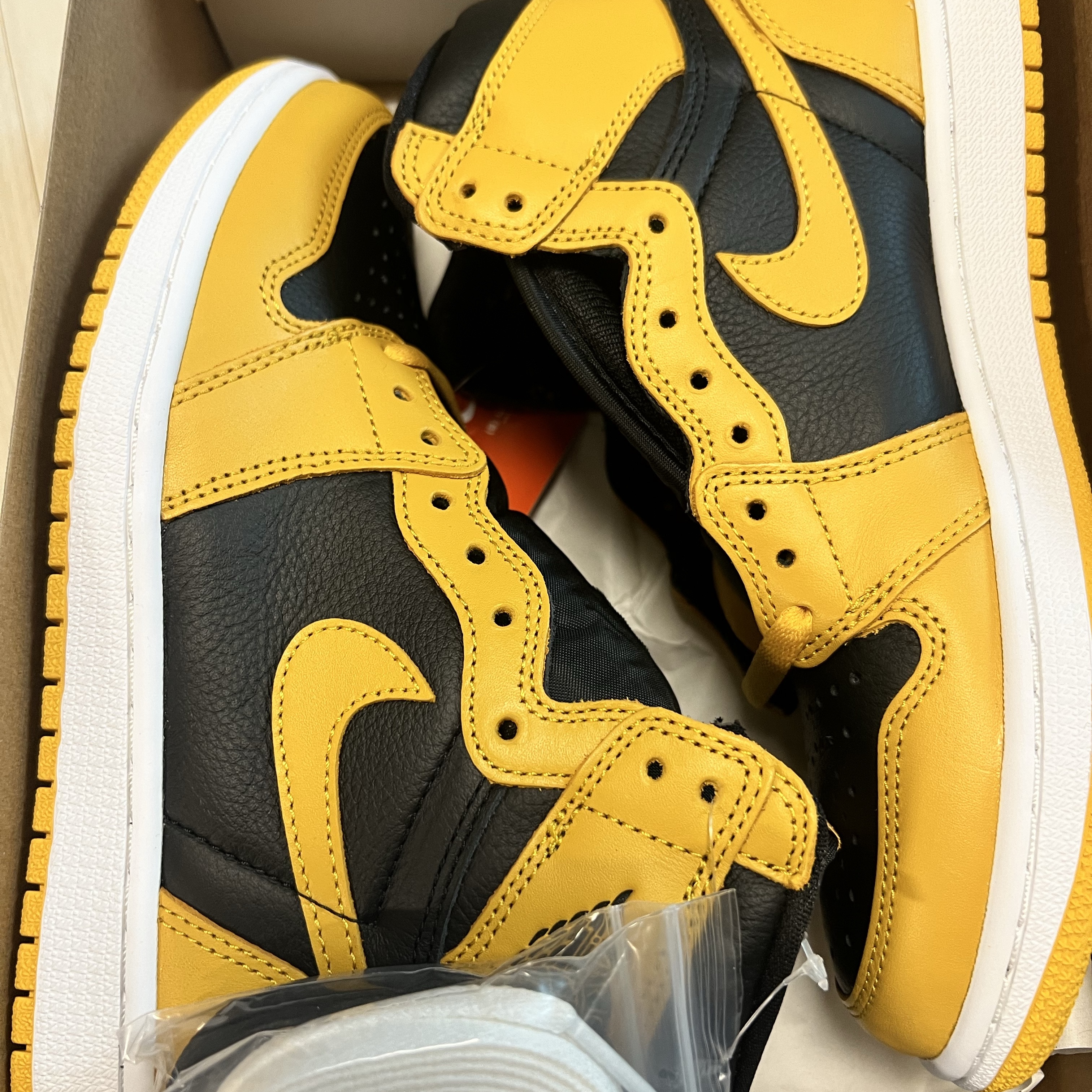Jordan 1 Retro High OG Pollen 착용 스타일 - 2