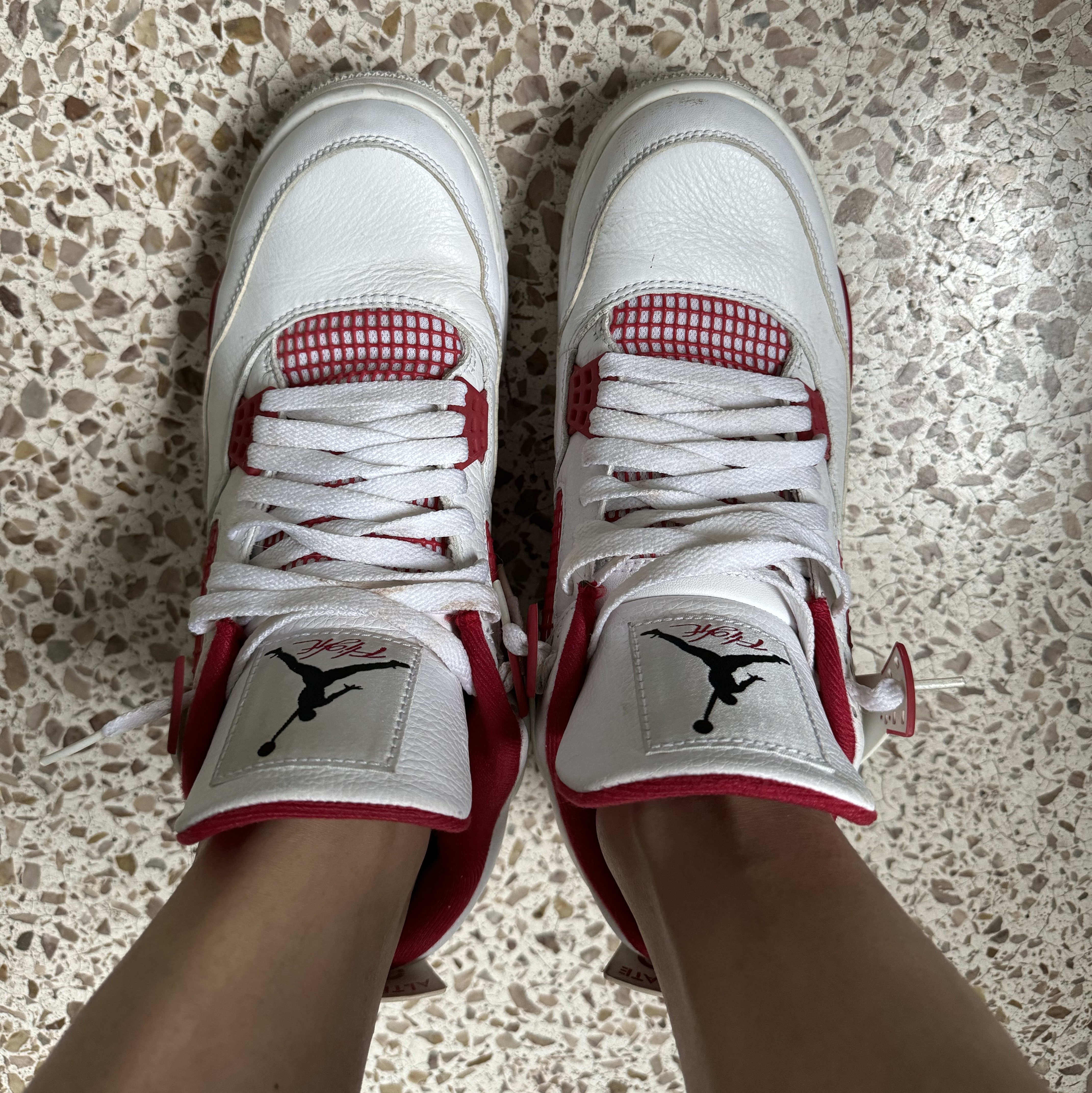Jordan 4 Retro Alternate 89 착용 스타일